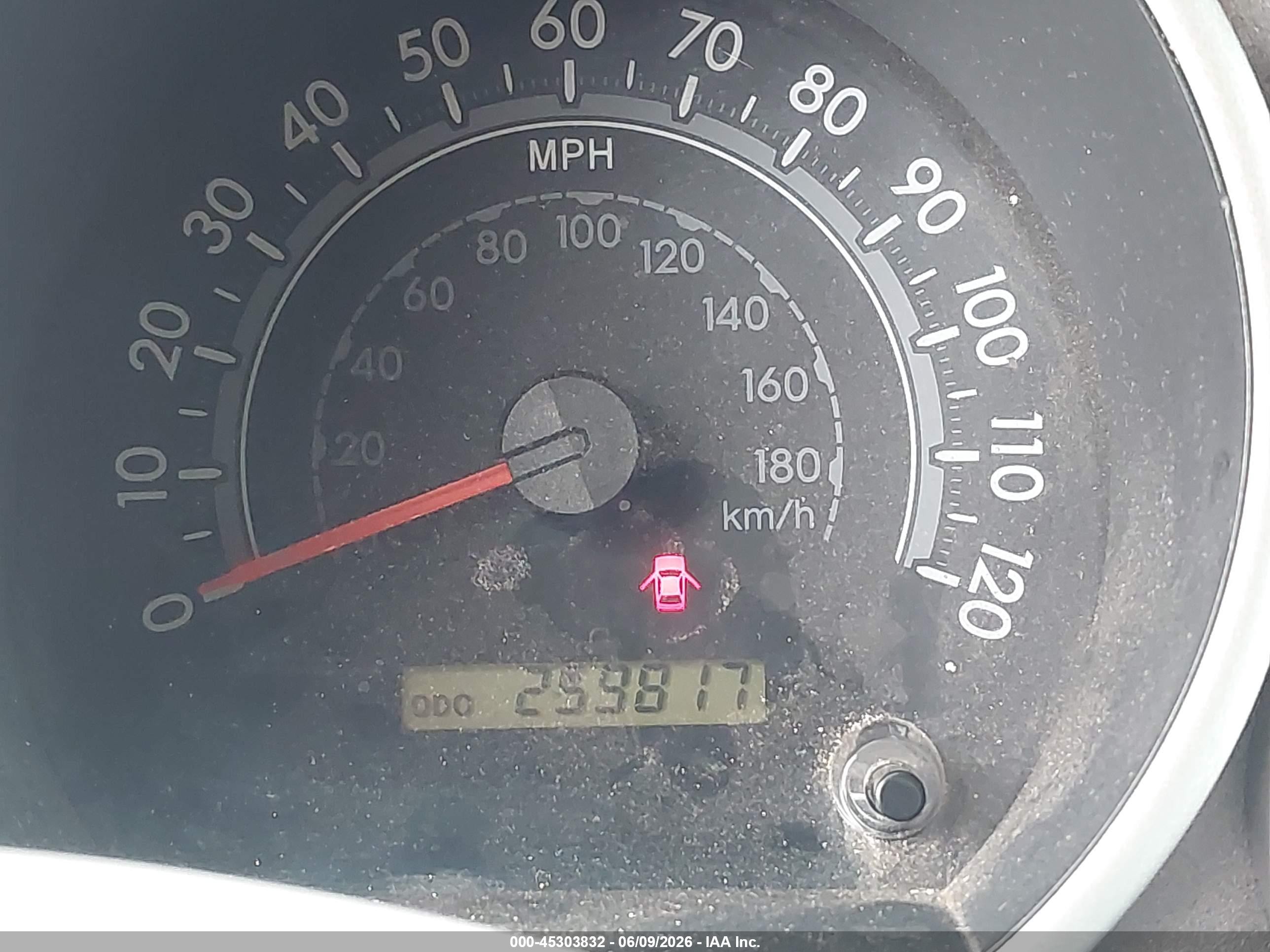 2012 Toyota Tundra Grade 5.7l V8 Красный vin: 5TFDW5F19CX228278