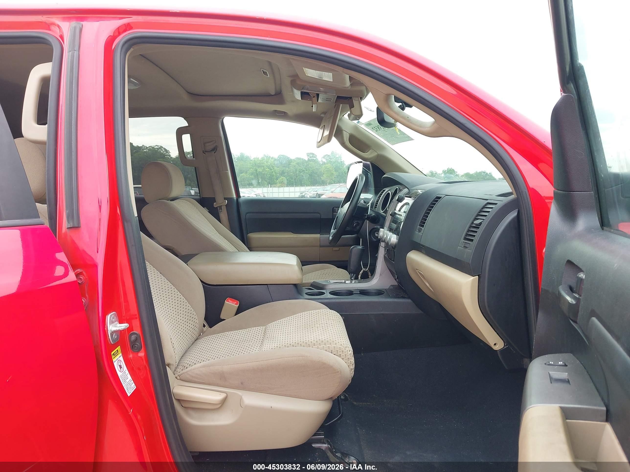 2012 Toyota Tundra Grade 5.7l V8 Красный vin: 5TFDW5F19CX228278