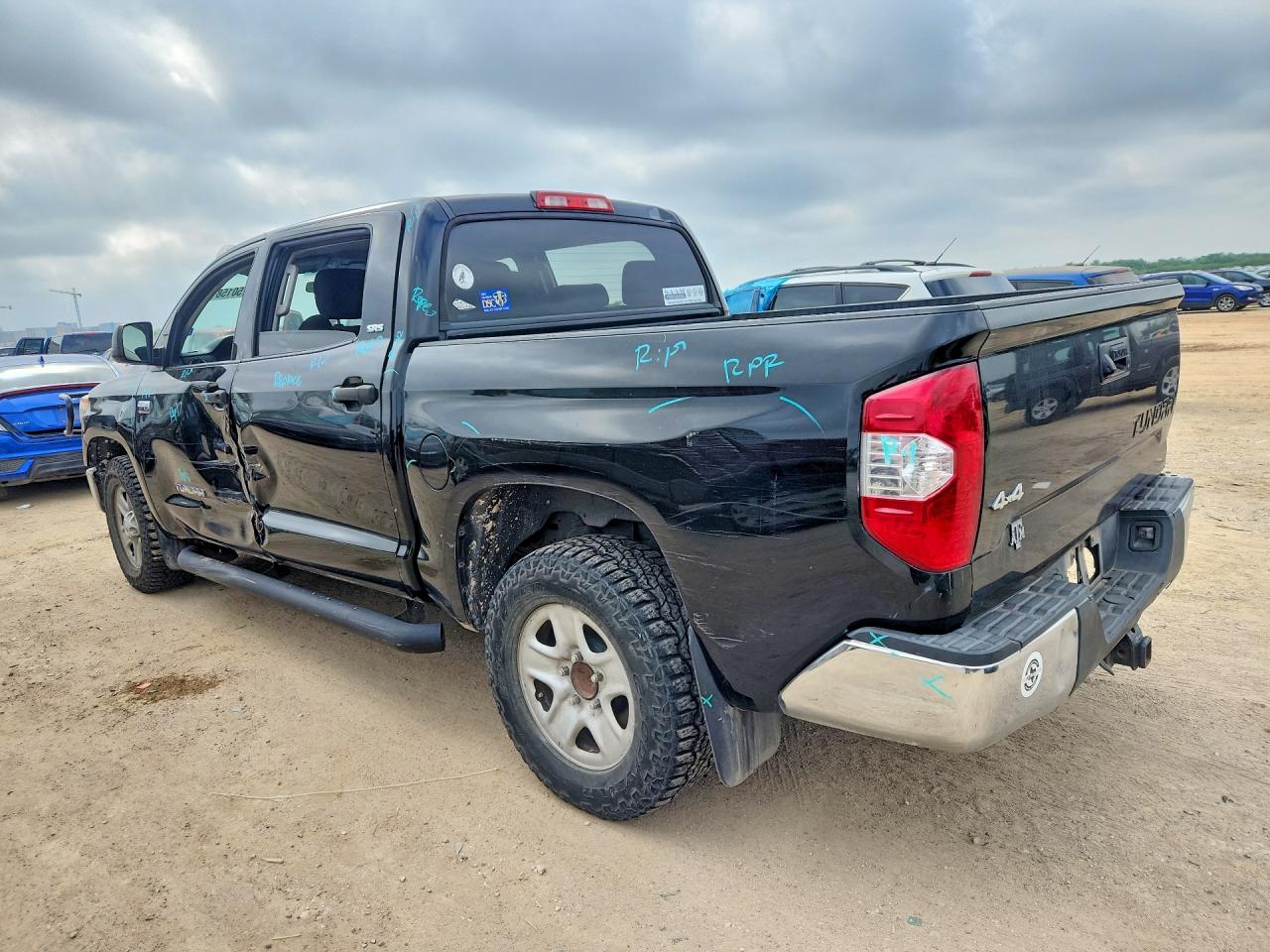 2015 Toyota Tundra Sr5 Black vin: 5TFDW5F19FX417002