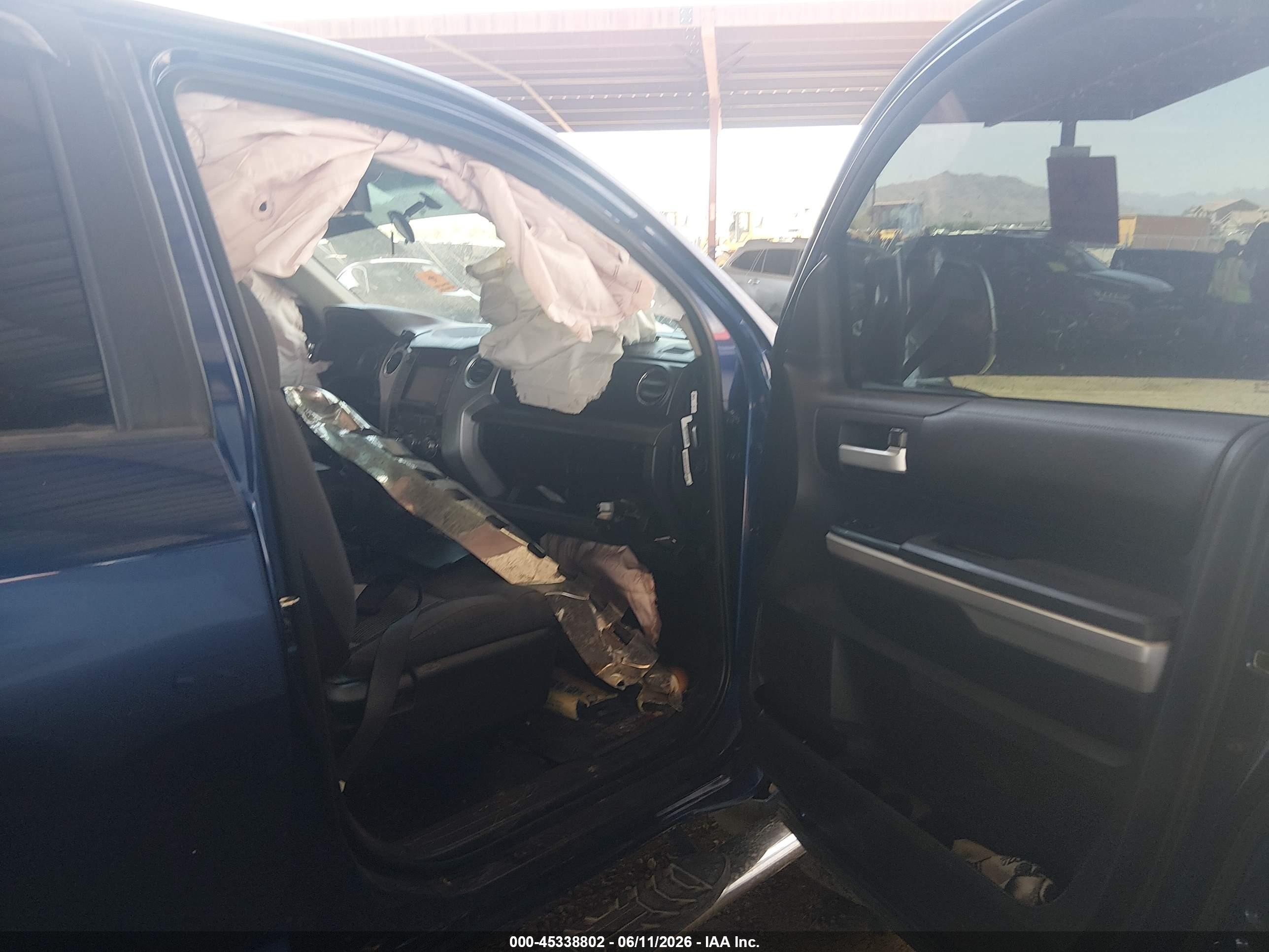 2015 Toyota Tundra Sr5 5.7l V8 Blue vin: 5TFDW5F19FX438335
