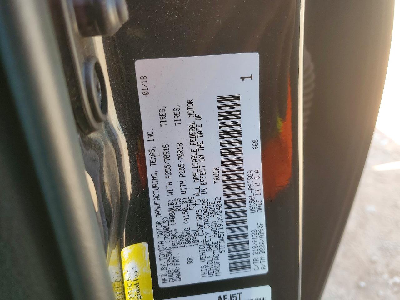 2018 Toyota Tundra Crewmax Sr5 Черный vin: 5TFDW5F19JX724842
