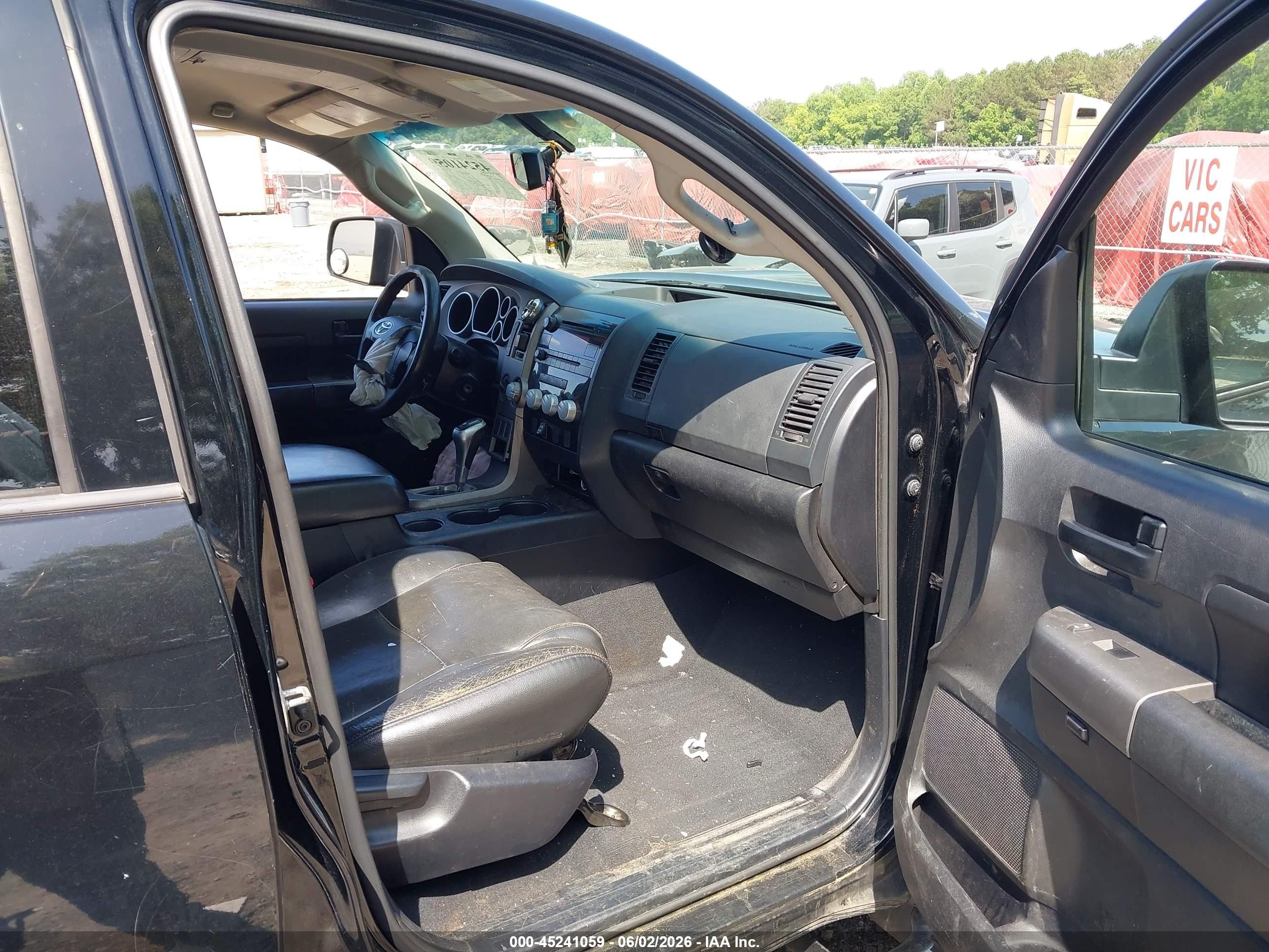 2013 Toyota Tundra Grade 5.7l V8 Черный vin: 5TFDW5F1XDX286482