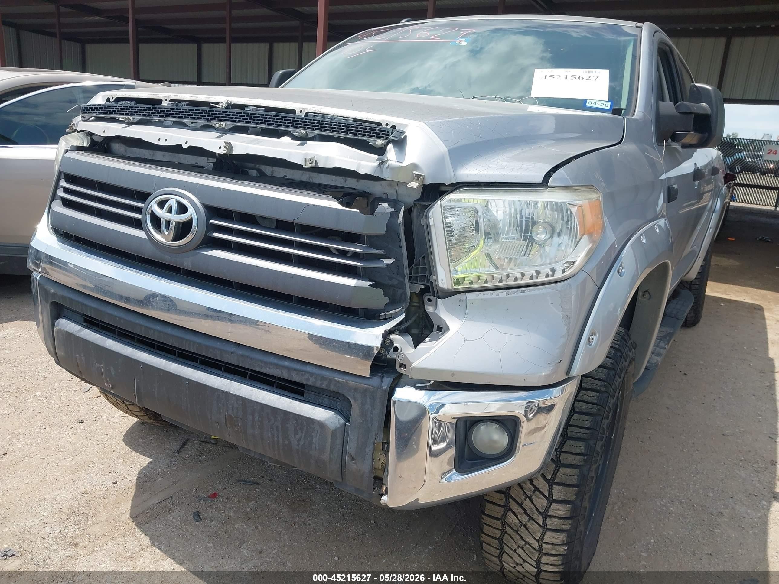 2015 Toyota Tundra Sr5 5.7l V8 Серебряный vin: 5TFDW5F1XFX427294