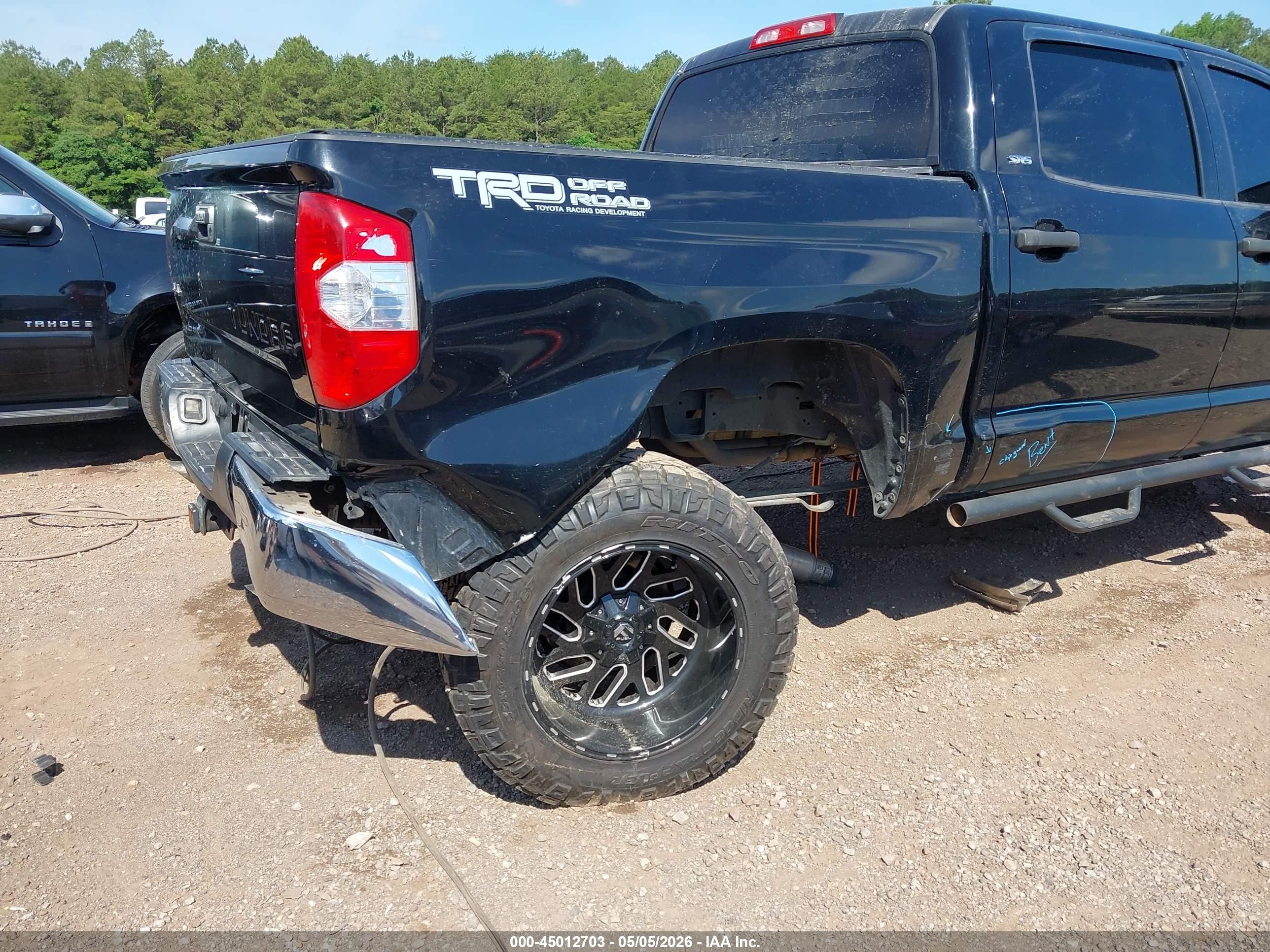 2015 Toyota Tundra Sr5 5.7l V8 Black vin: 5TFDW5F1XFX468587