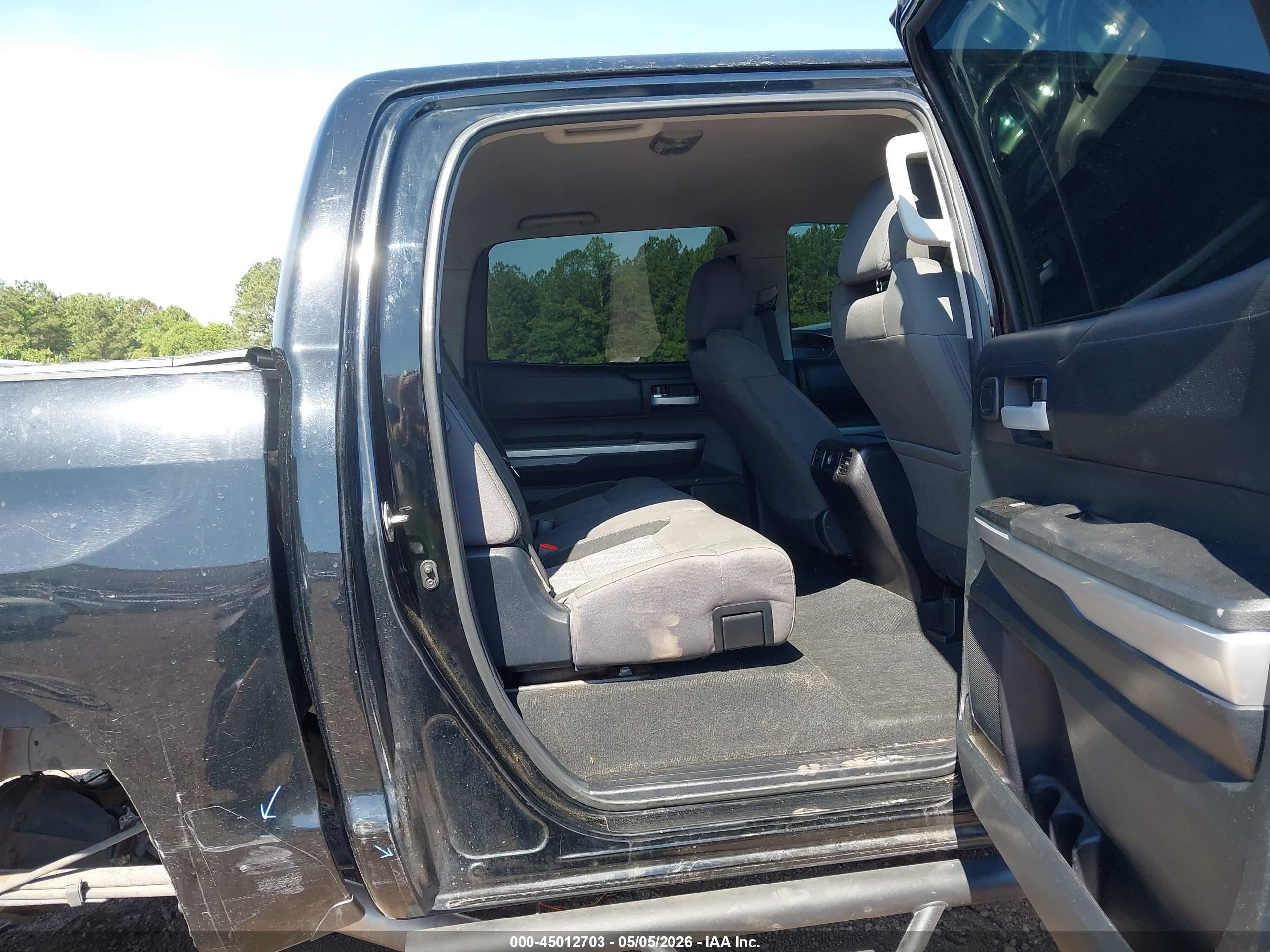 2015 Toyota Tundra Sr5 5.7l V8 Black vin: 5TFDW5F1XFX468587