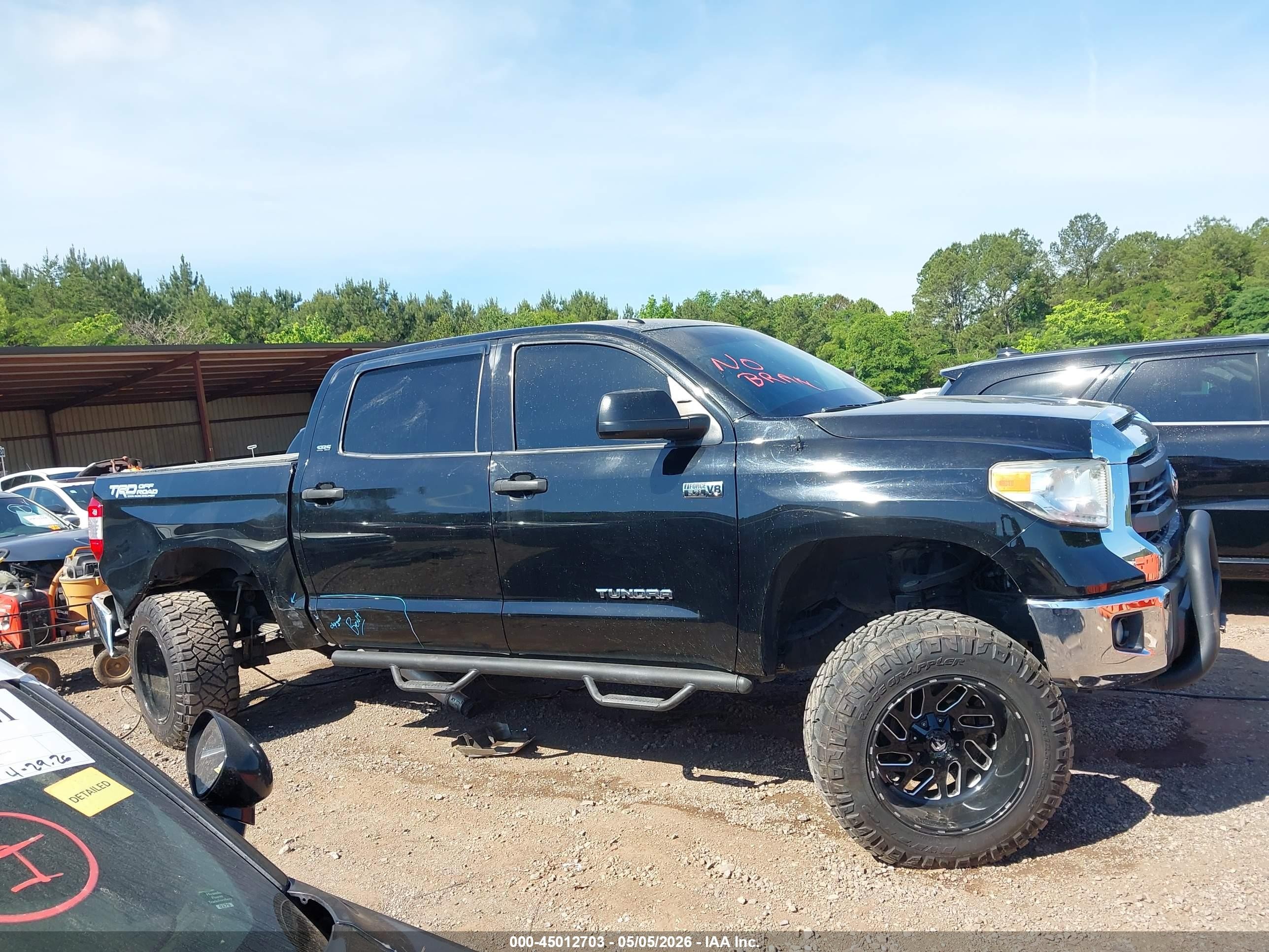 2015 Toyota Tundra Sr5 5.7l V8 Black vin: 5TFDW5F1XFX468587