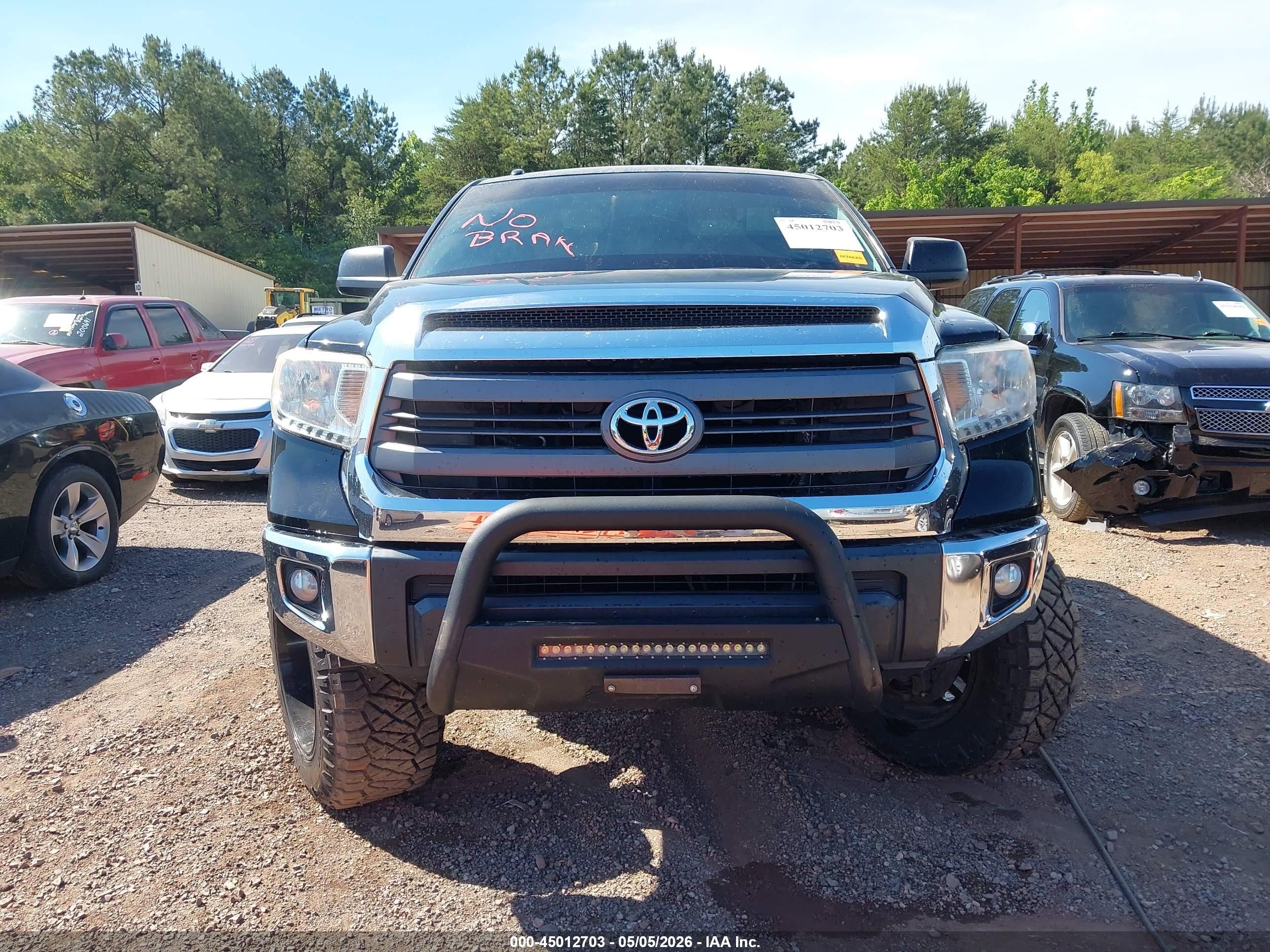 2015 Toyota Tundra Sr5 5.7l V8 Black vin: 5TFDW5F1XFX468587