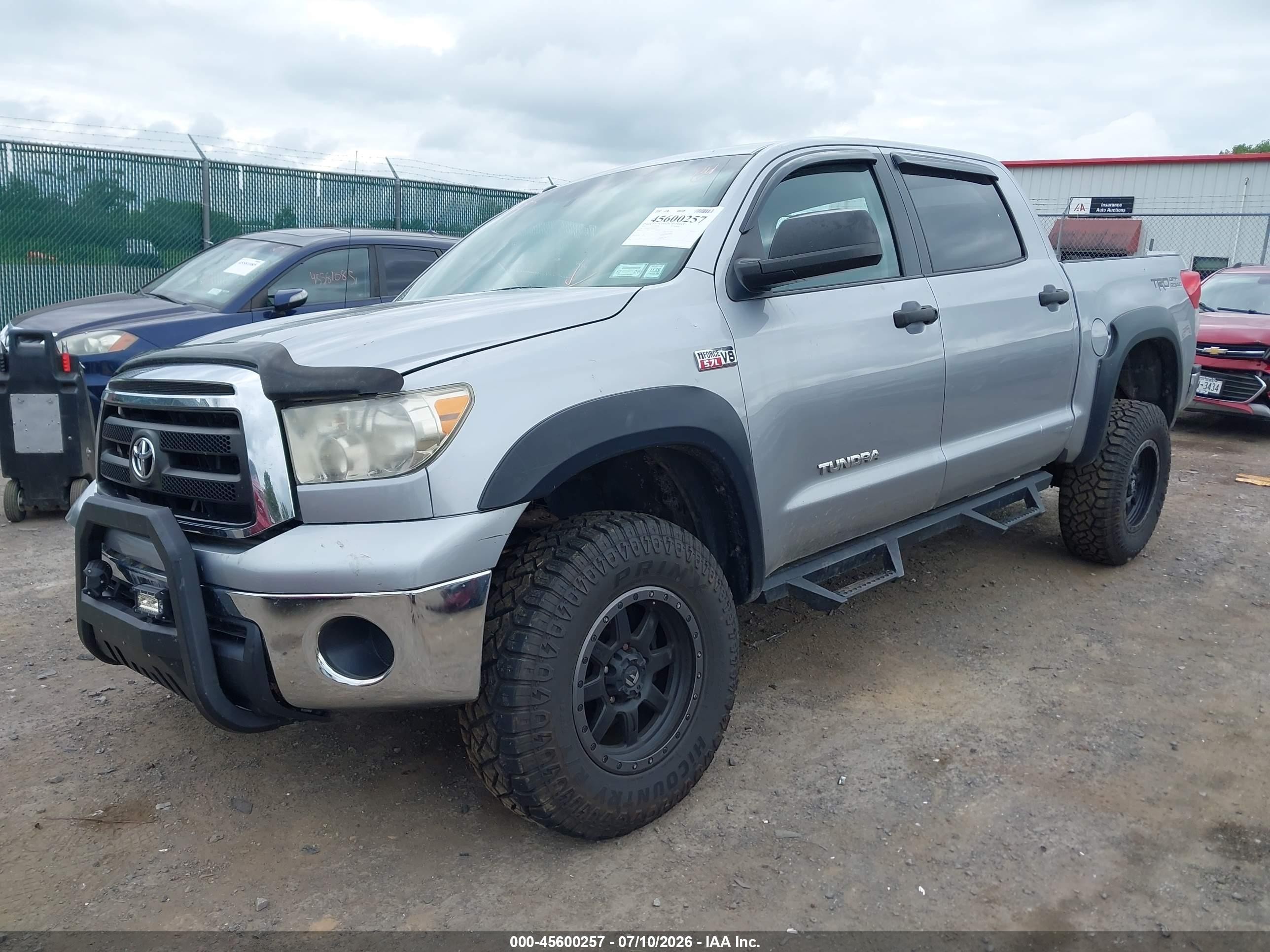 2010 Toyota Tundra Grade 5.7l V8 Silver vin: 5TFDY5F10AX099323