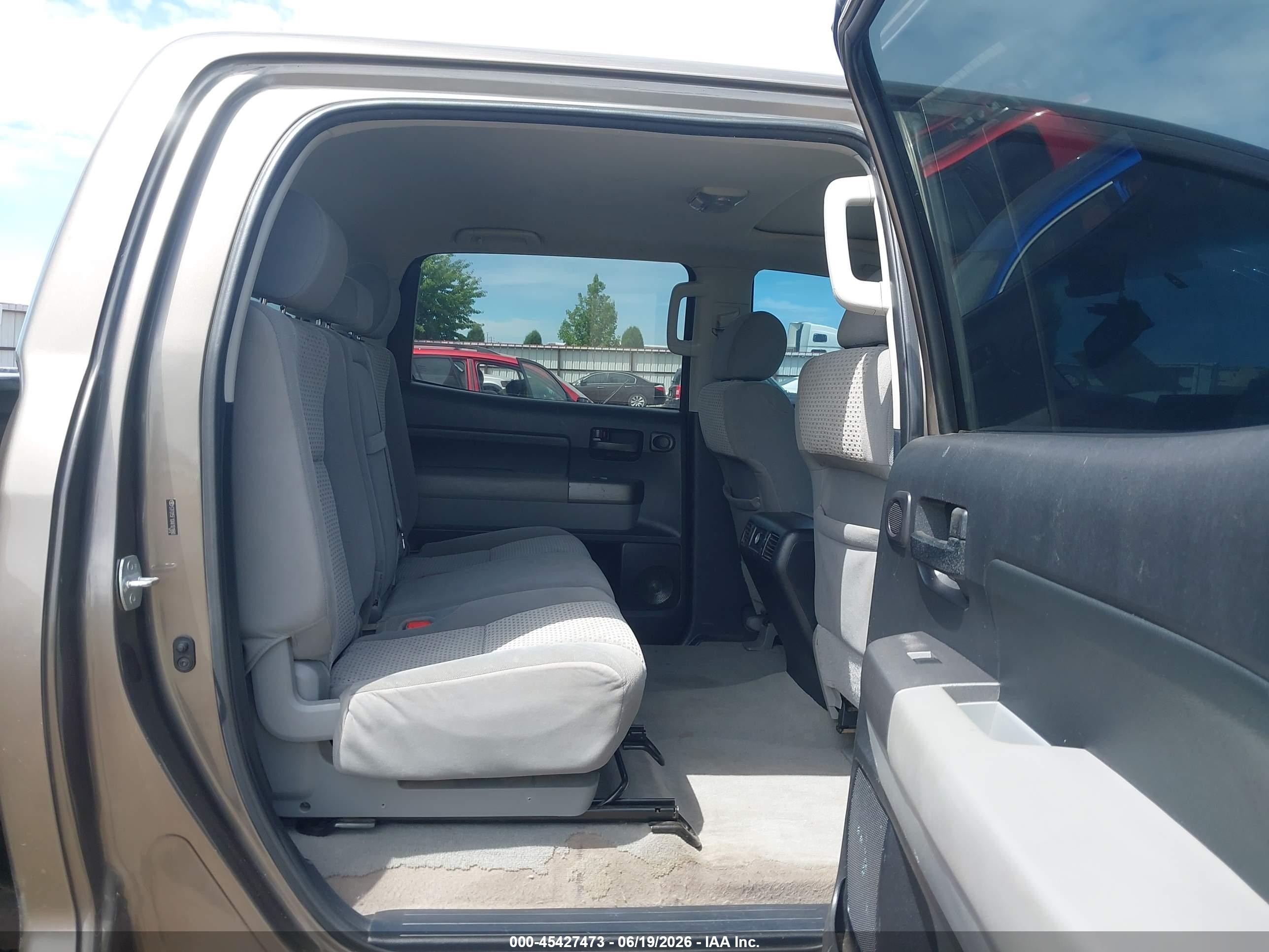 2010 Toyota Tundra Grade 5.7l V8 Brown vin: 5TFDY5F10AX101880