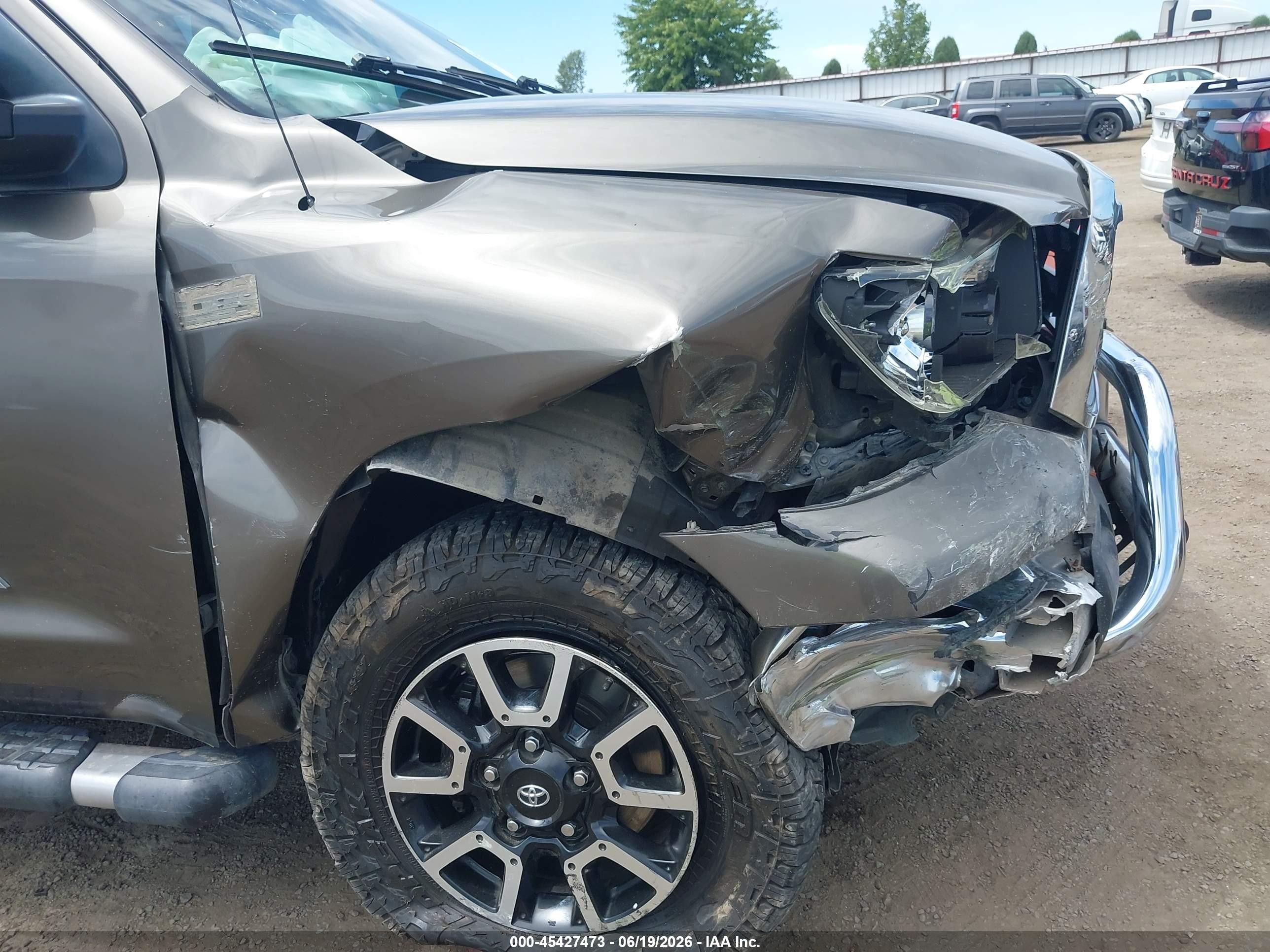2010 Toyota Tundra Grade 5.7l V8 Brown vin: 5TFDY5F10AX101880