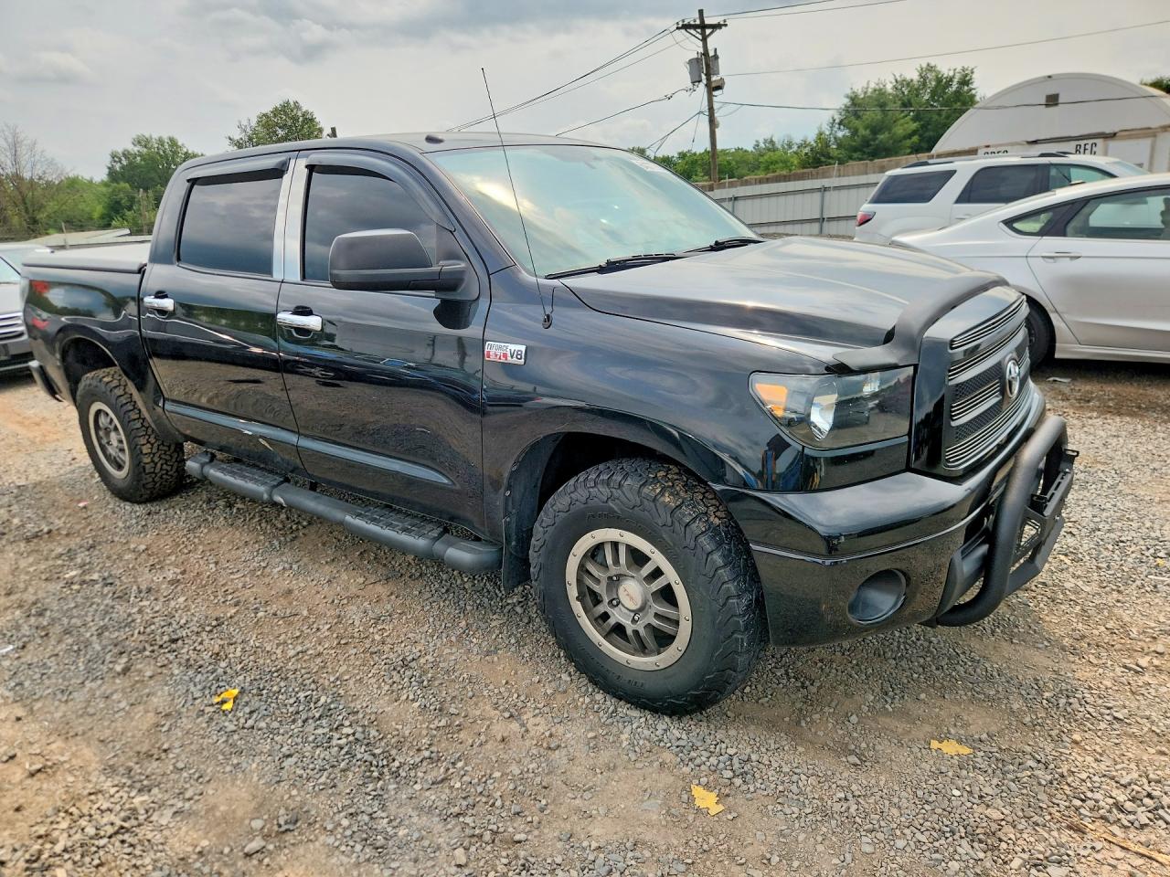 2010 Toyota Tundra Crewmax Sr5 Black vin: 5TFDY5F10AX122924