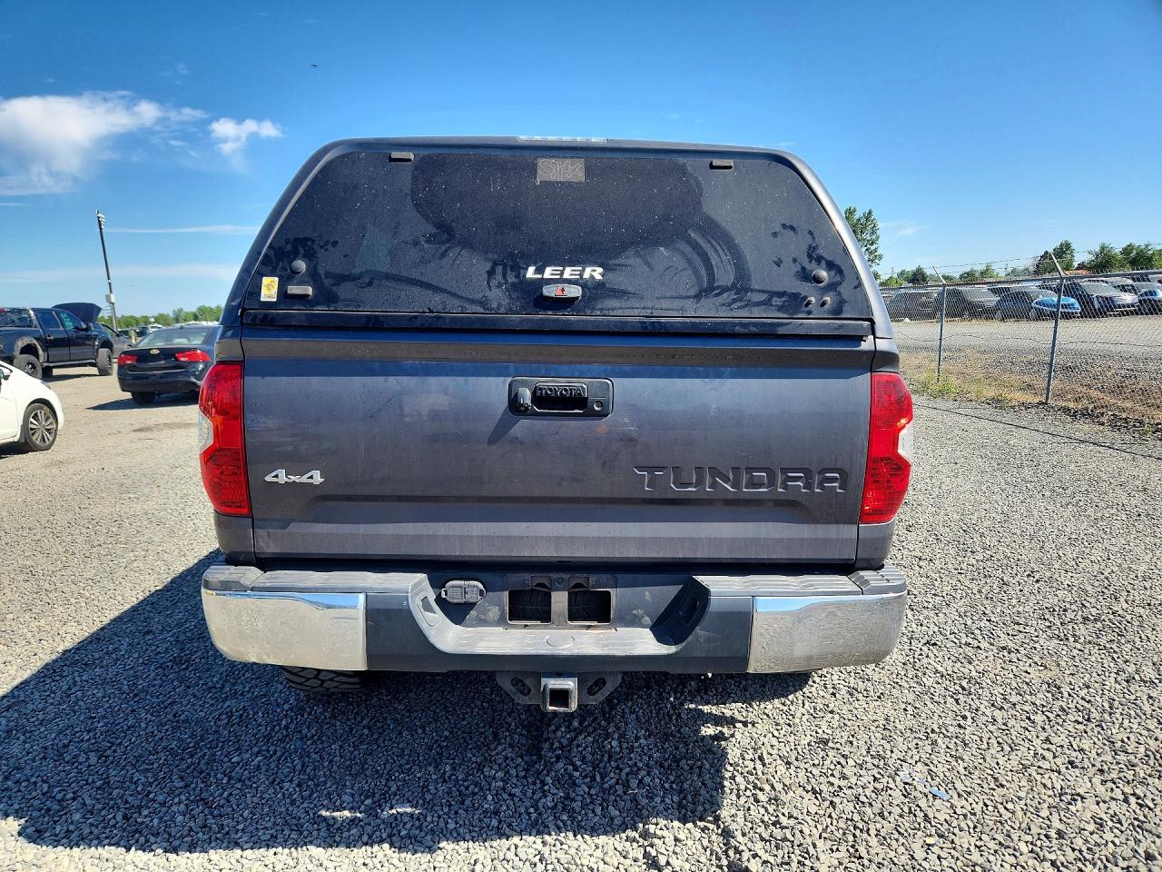 2014 Toyota Tundra Crewmax Sr5 Gray vin: 5TFDY5F10EX359046