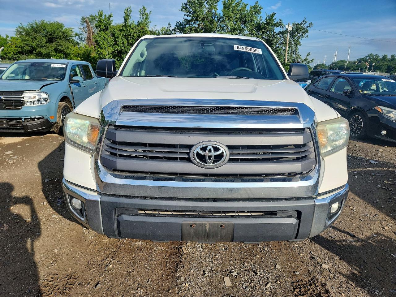 2014 Toyota Tundra Crewmax Sr5 White vin: 5TFDY5F10EX363629