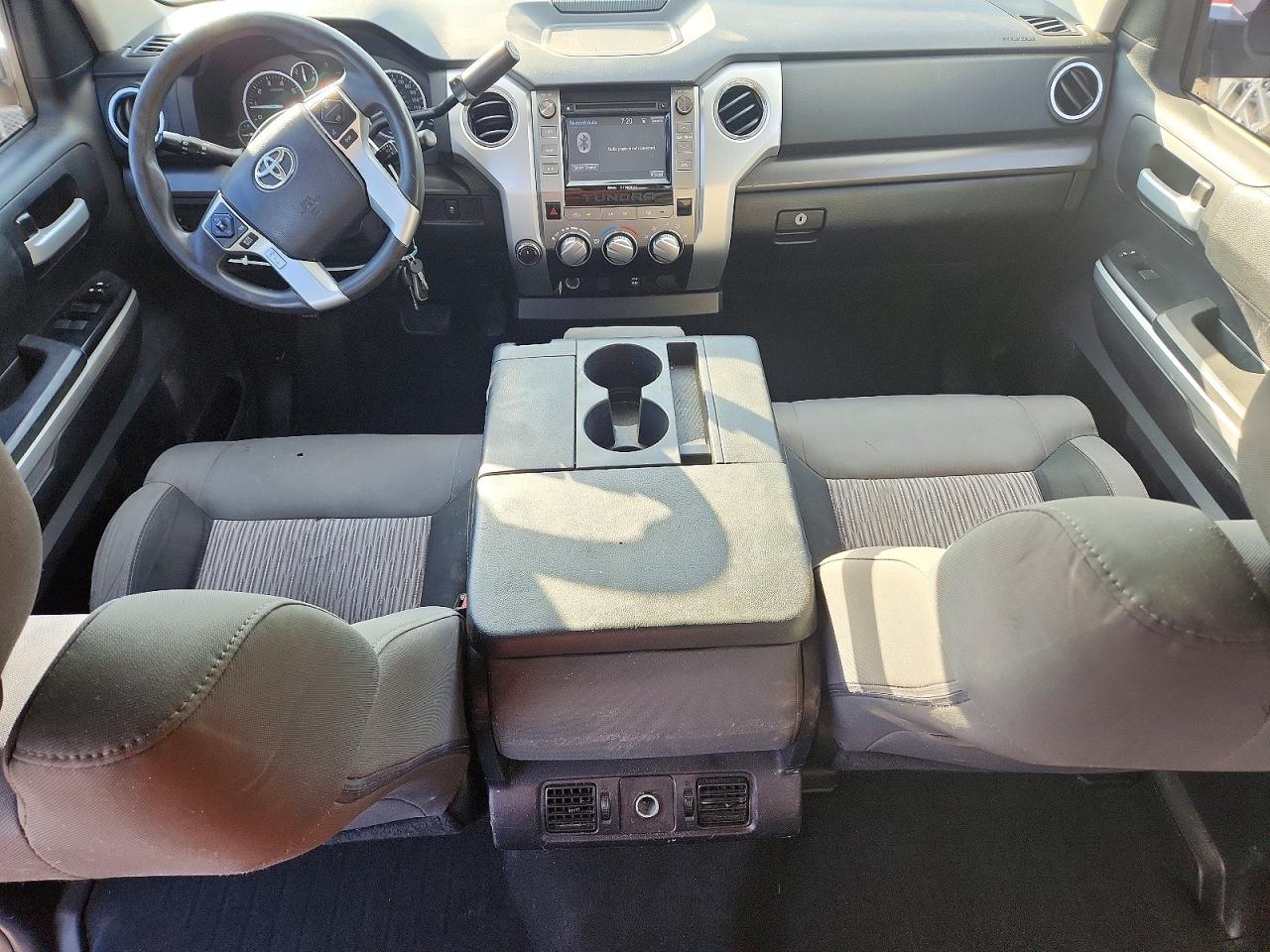 2014 Toyota Tundra Crewmax Sr5 White vin: 5TFDY5F10EX363629