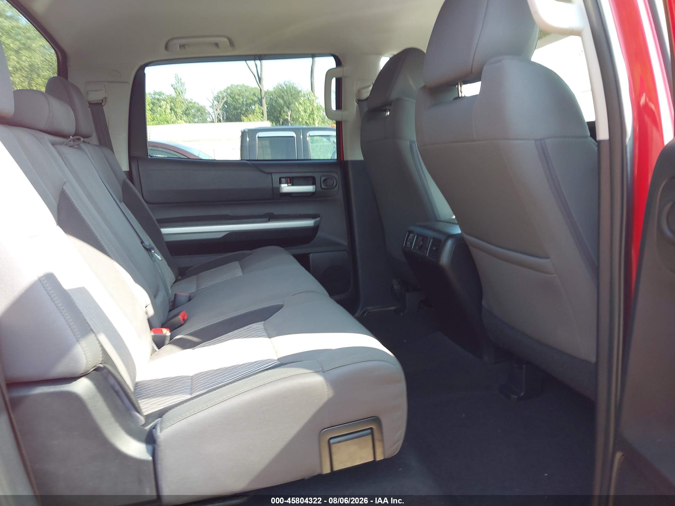 2014 Toyota Tundra Sr5 5.7l V8 Red vin: 5TFDY5F10EX389969