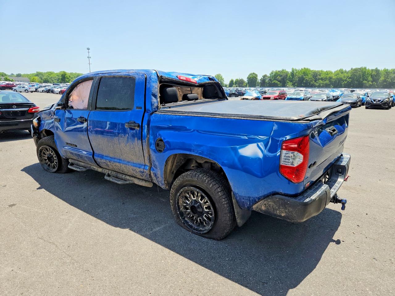 2017 Toyota Tundra Sr5 Blue vin: 5TFDY5F10HX632782