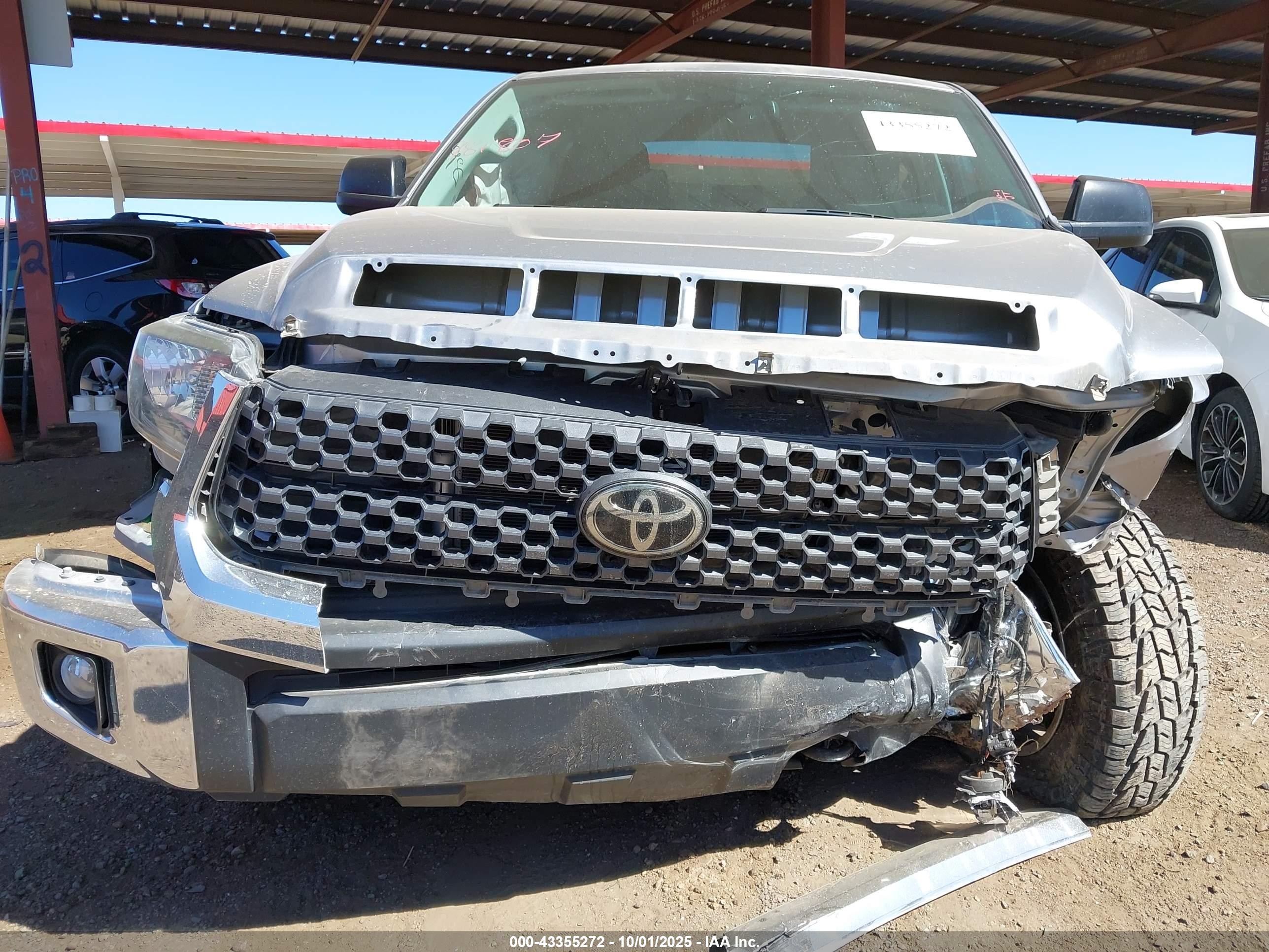 2021 Toyota Tundra Sr5 Silver vin: 5TFDY5F10MX981807