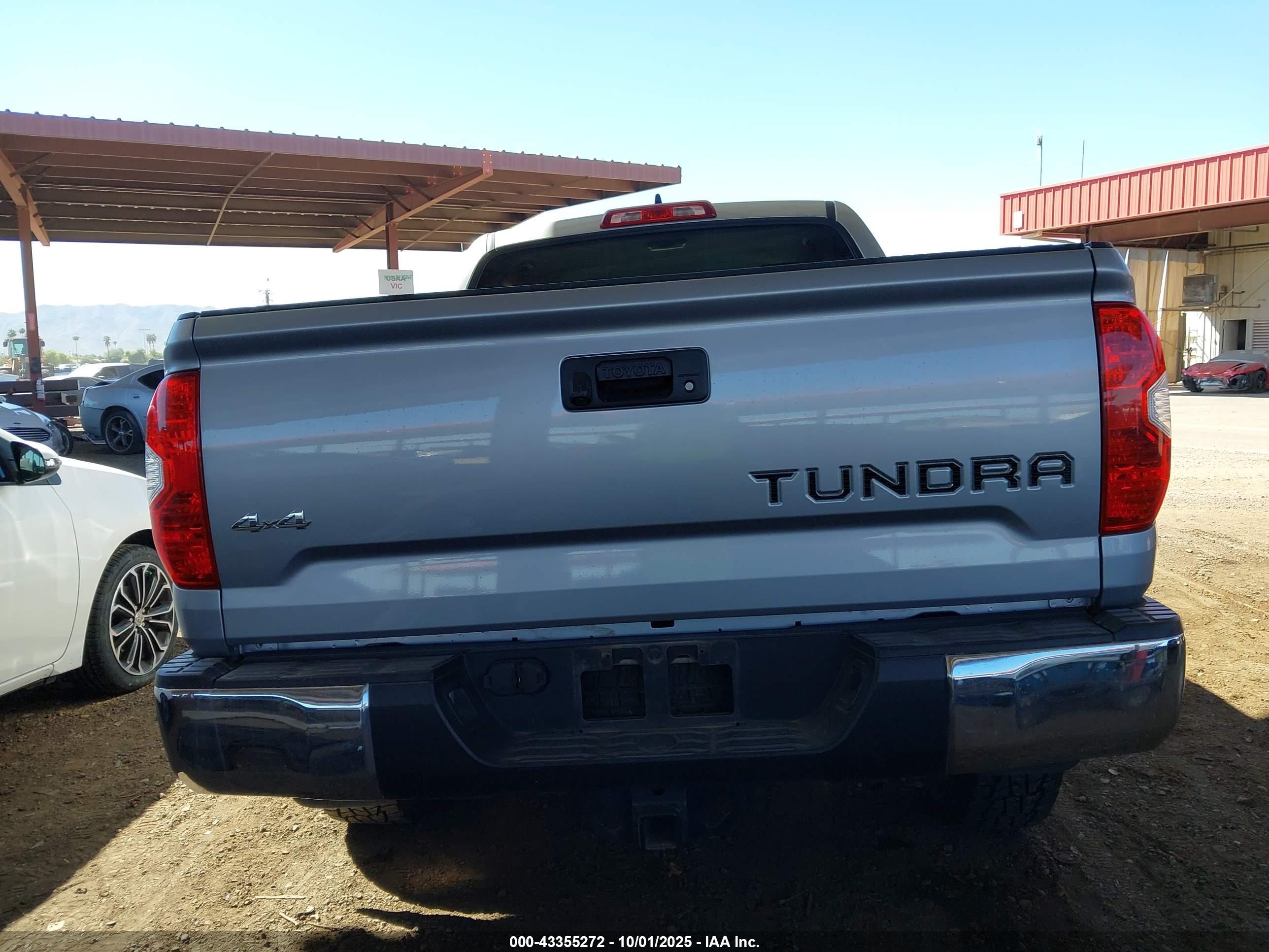2021 Toyota Tundra Sr5 Silver vin: 5TFDY5F10MX981807
