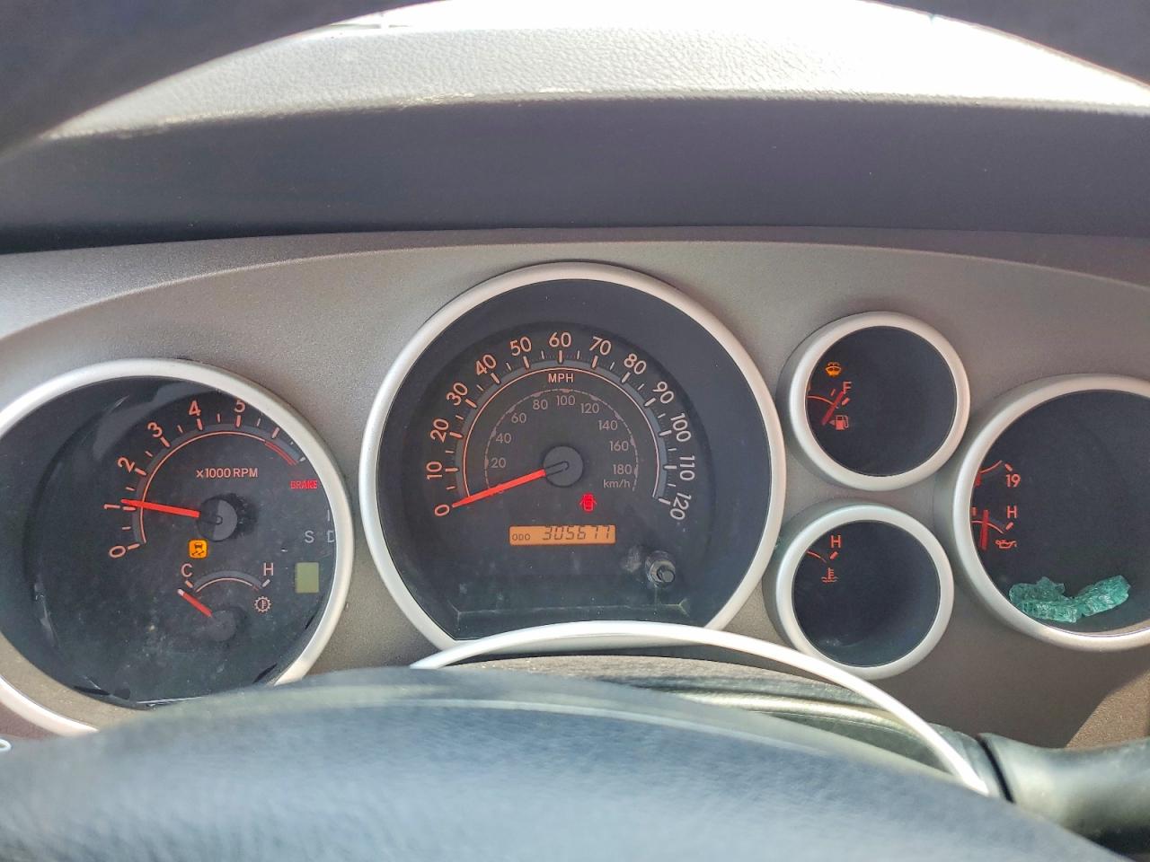 2011 Toyota Tundra Crewmax Sr5 Красный vin: 5TFDY5F11BX176671