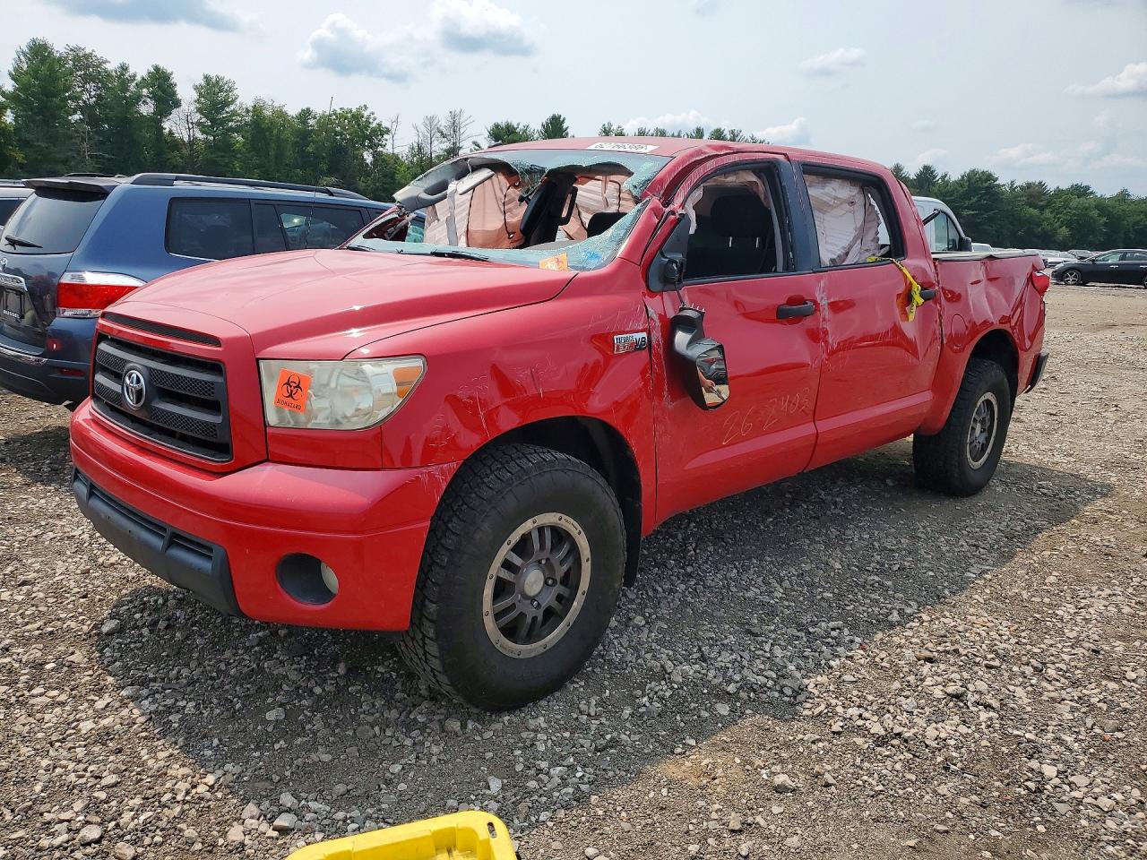 2011 Toyota Tundra Crewmax Sr5 Красный vin: 5TFDY5F11BX176671