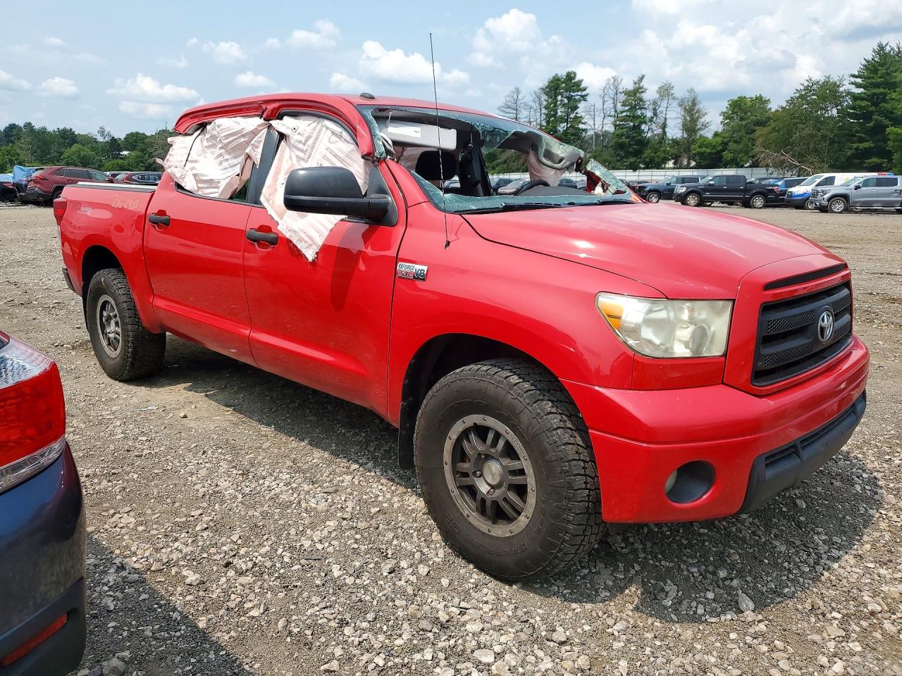 2011 Toyota Tundra Crewmax Sr5 Красный vin: 5TFDY5F11BX176671