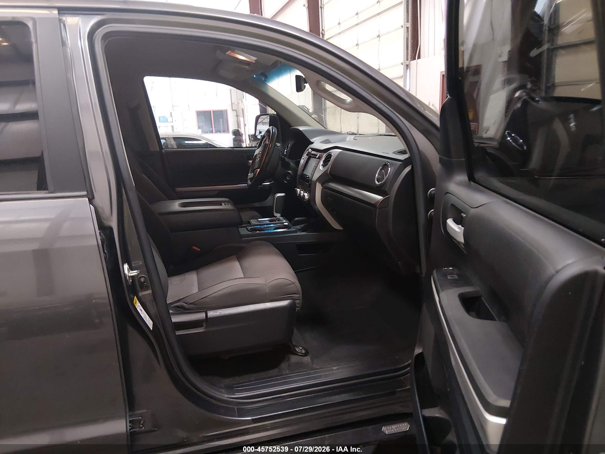 2015 Toyota Tundra Sr5 5.7l V8 Gray vin: 5TFDY5F12FX430801