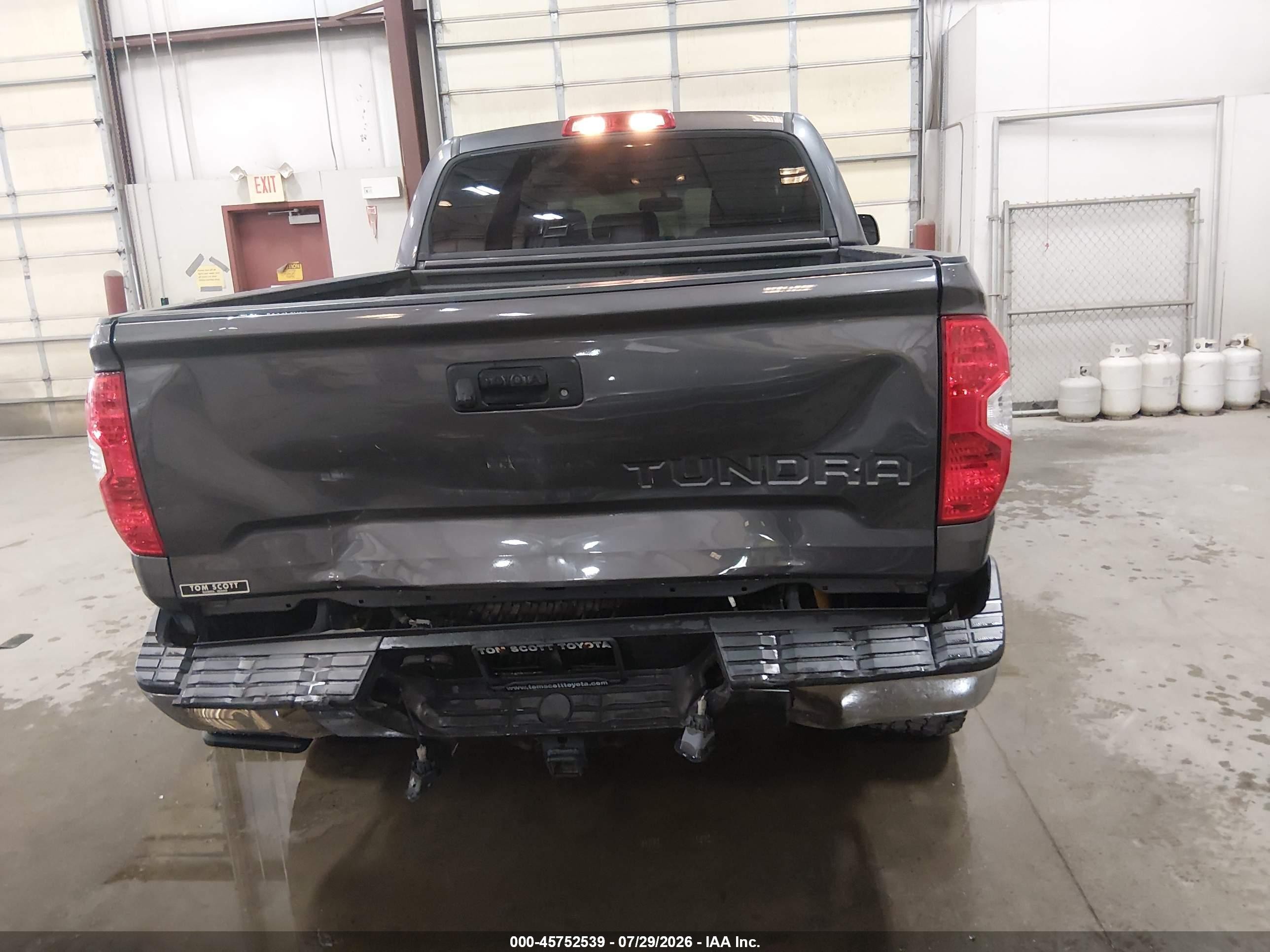 2015 Toyota Tundra Sr5 5.7l V8 Gray vin: 5TFDY5F12FX430801