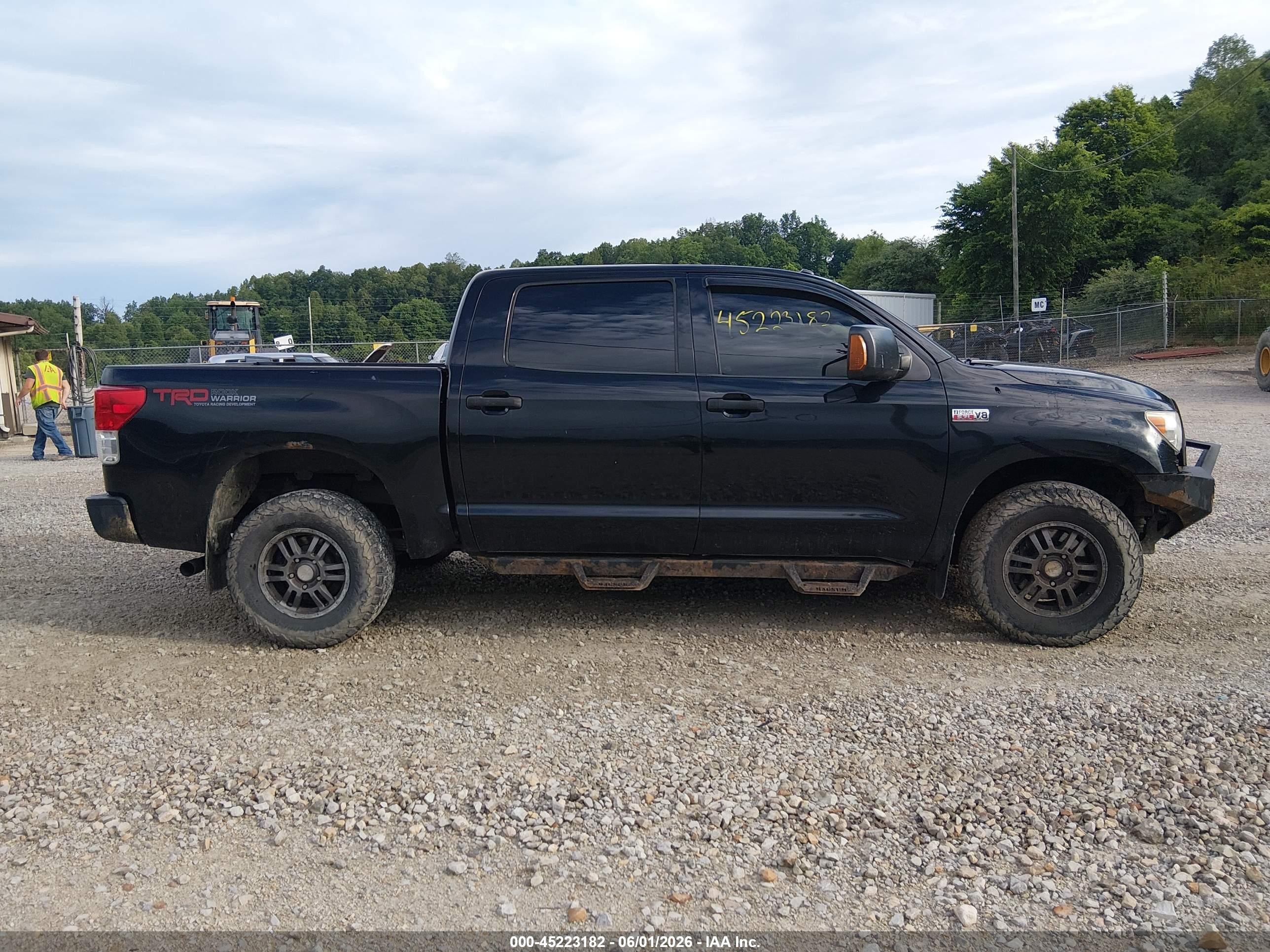 2010 Toyota Tundra Grade 5.7l V8 Black vin: 5TFDY5F13AX154377