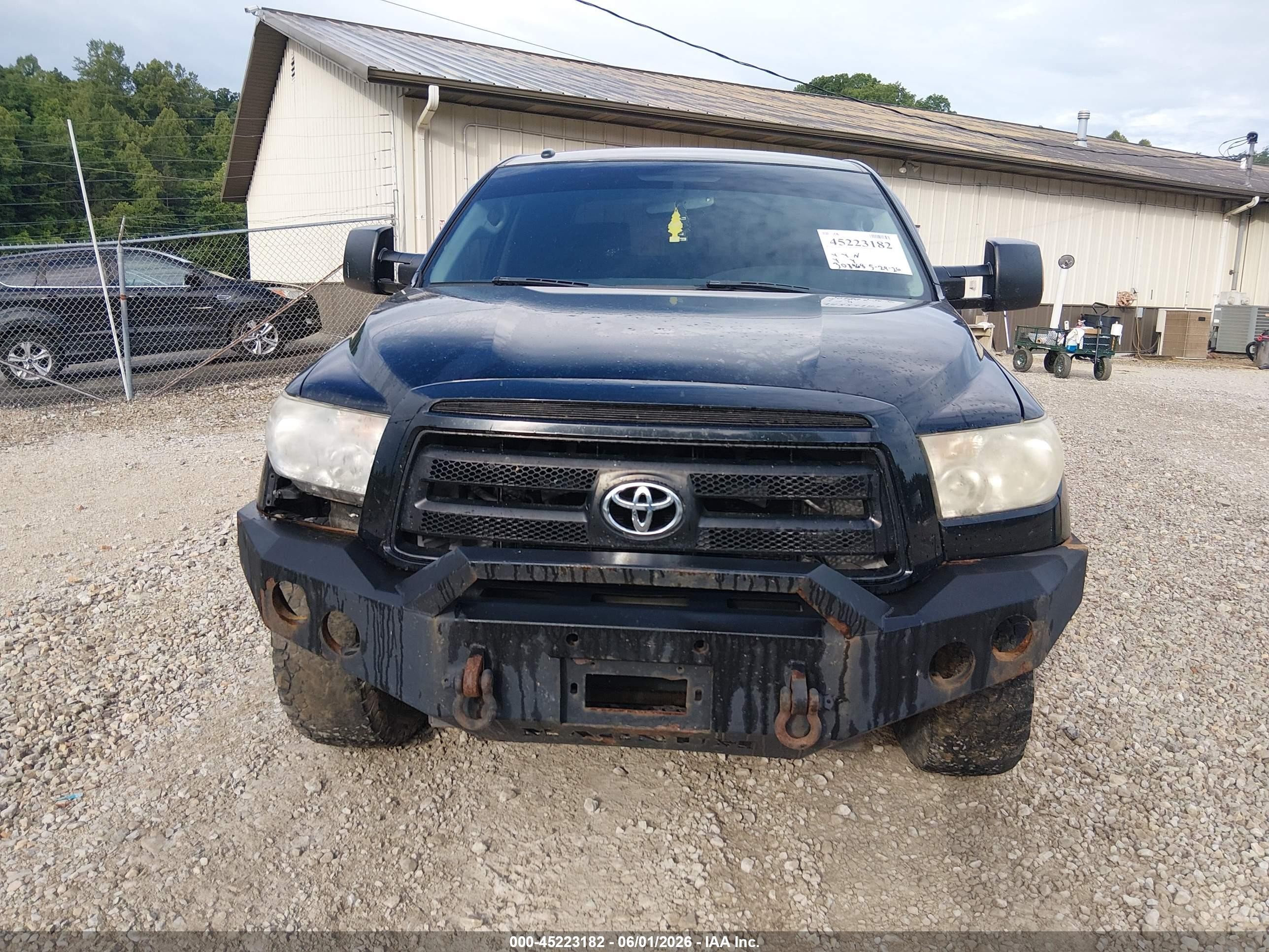 2010 Toyota Tundra Grade 5.7l V8 Black vin: 5TFDY5F13AX154377