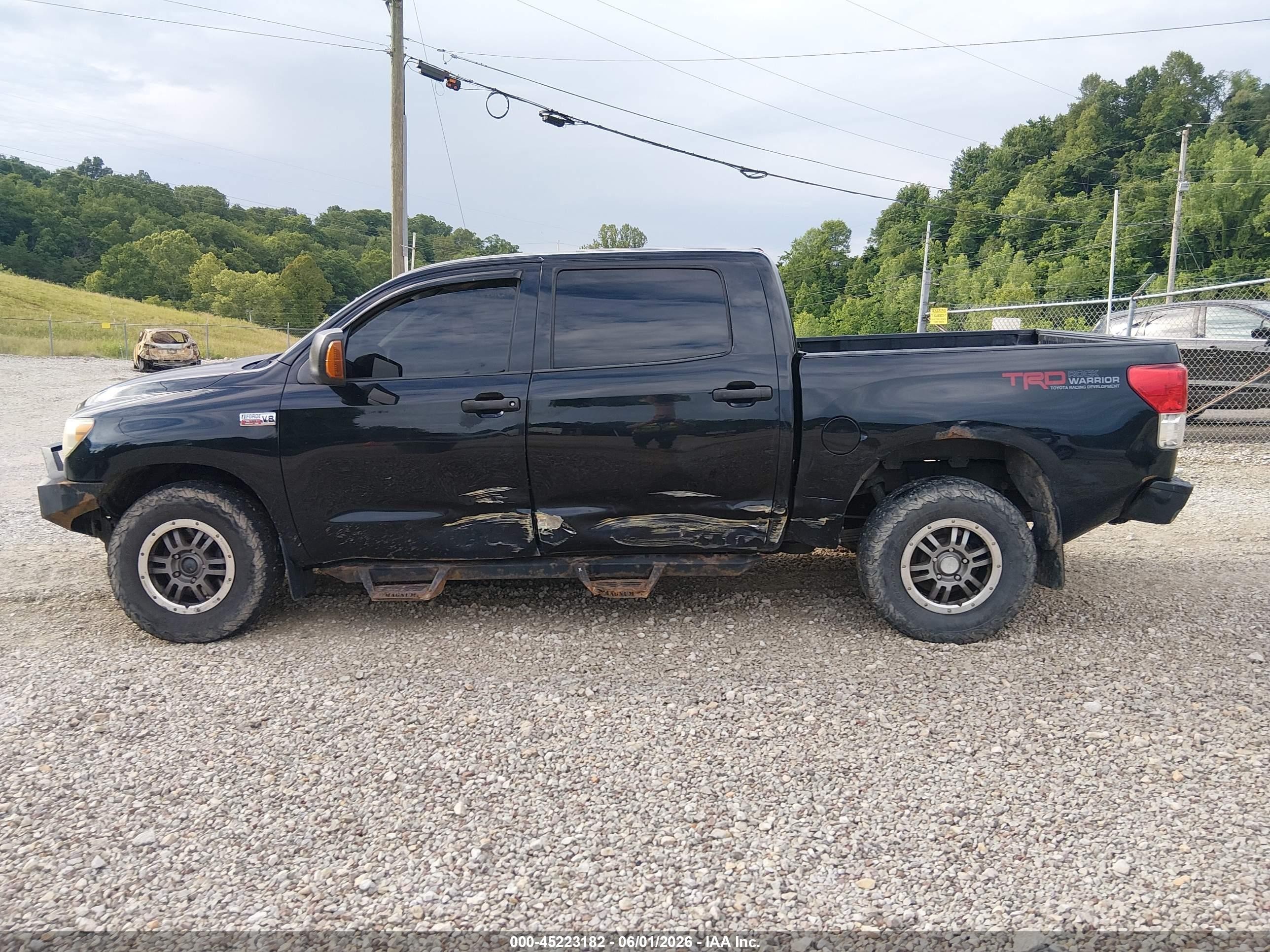 2010 Toyota Tundra Grade 5.7l V8 Black vin: 5TFDY5F13AX154377