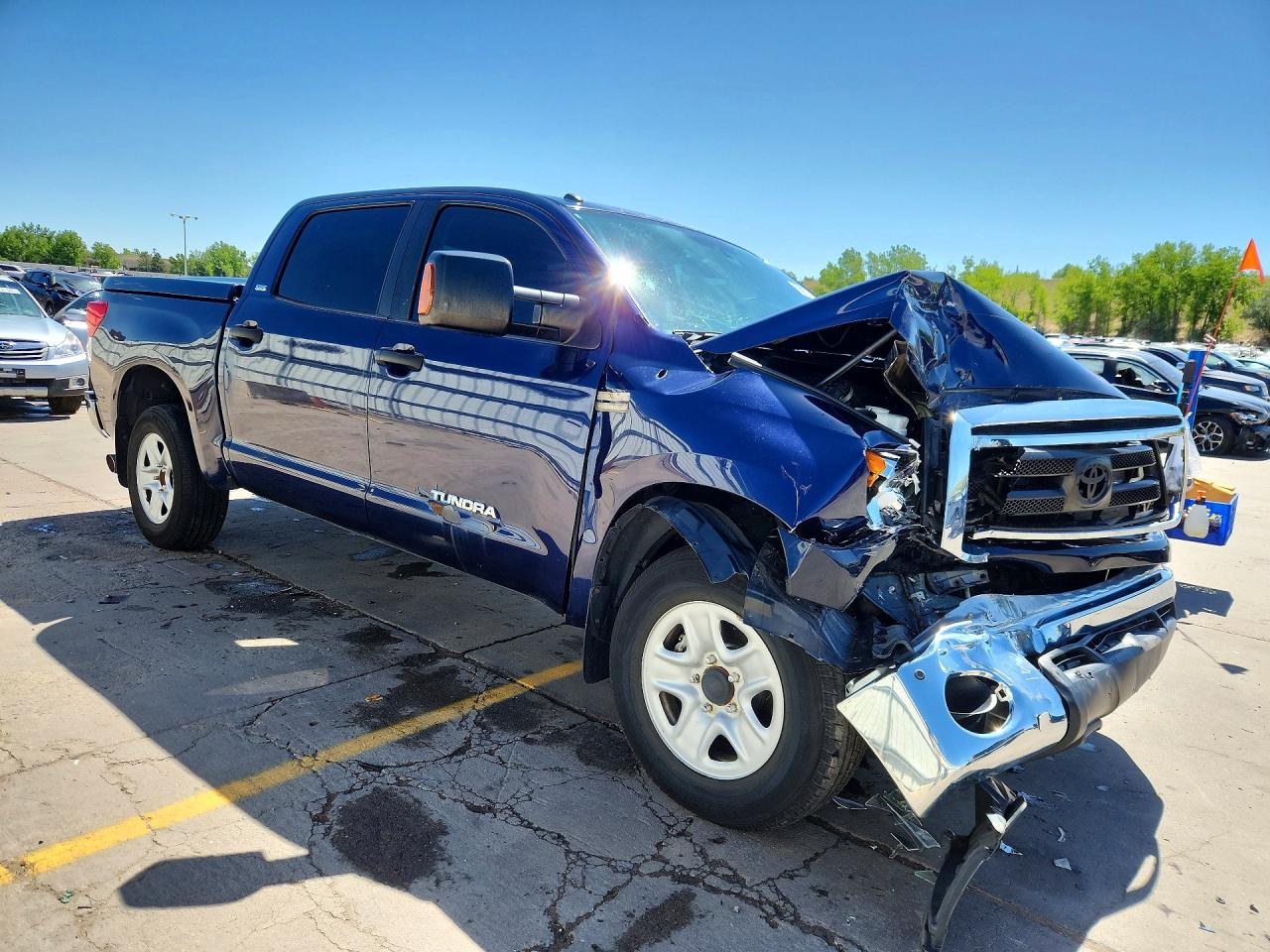 2011 Toyota Tundra Crewmax Sr5 Blue vin: 5TFDY5F14BX194209