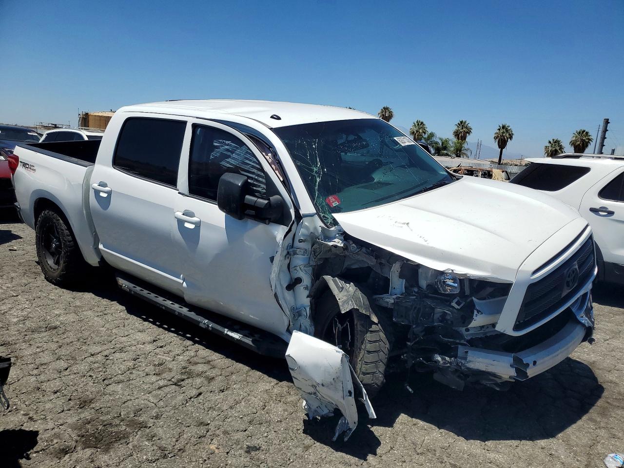 2012 Toyota Tundra Crewmax Sr5 White vin: 5TFDY5F14CX243717