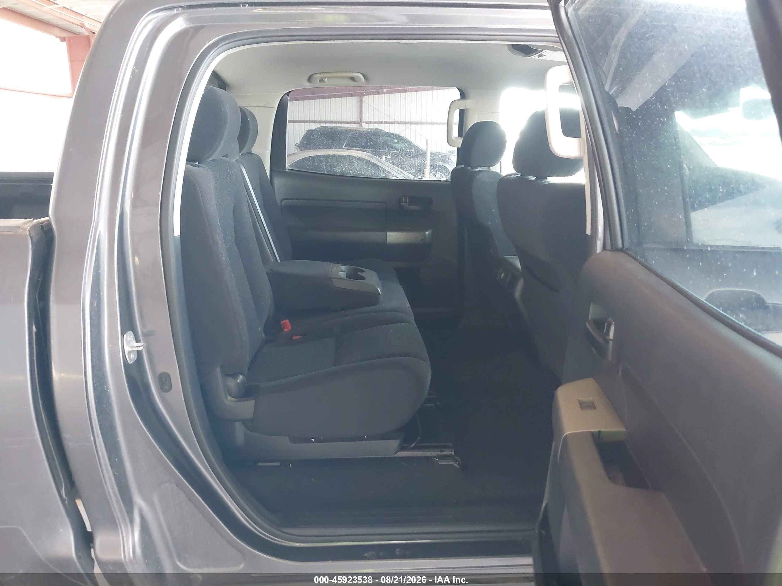2011 Toyota Tundra Grade 5.7l V8 Gray vin: 5TFDY5F15BX176382