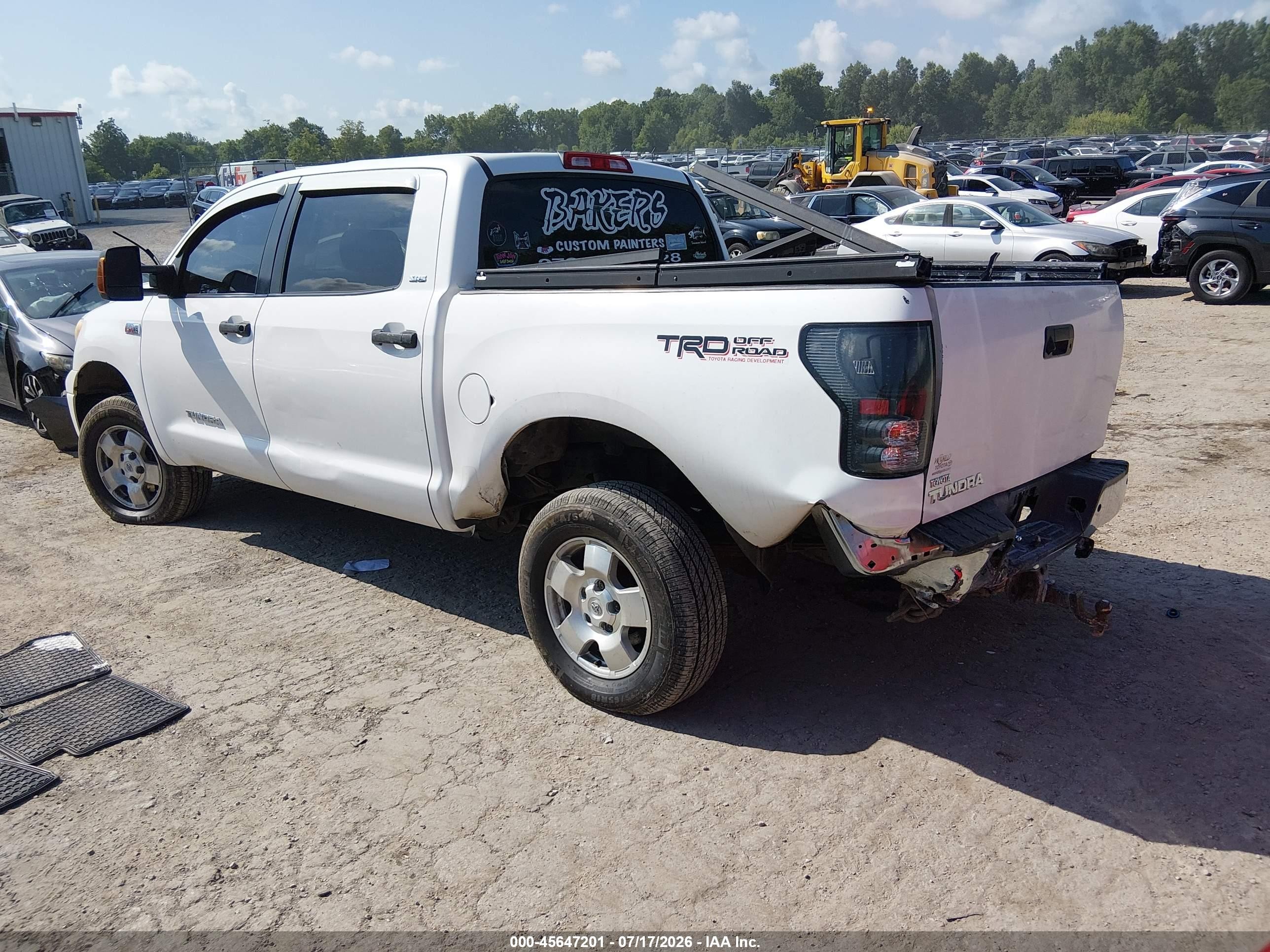 2011 Toyota Tundra Sr5 5.7l V8 White vin: 5TFDY5F16BX180957