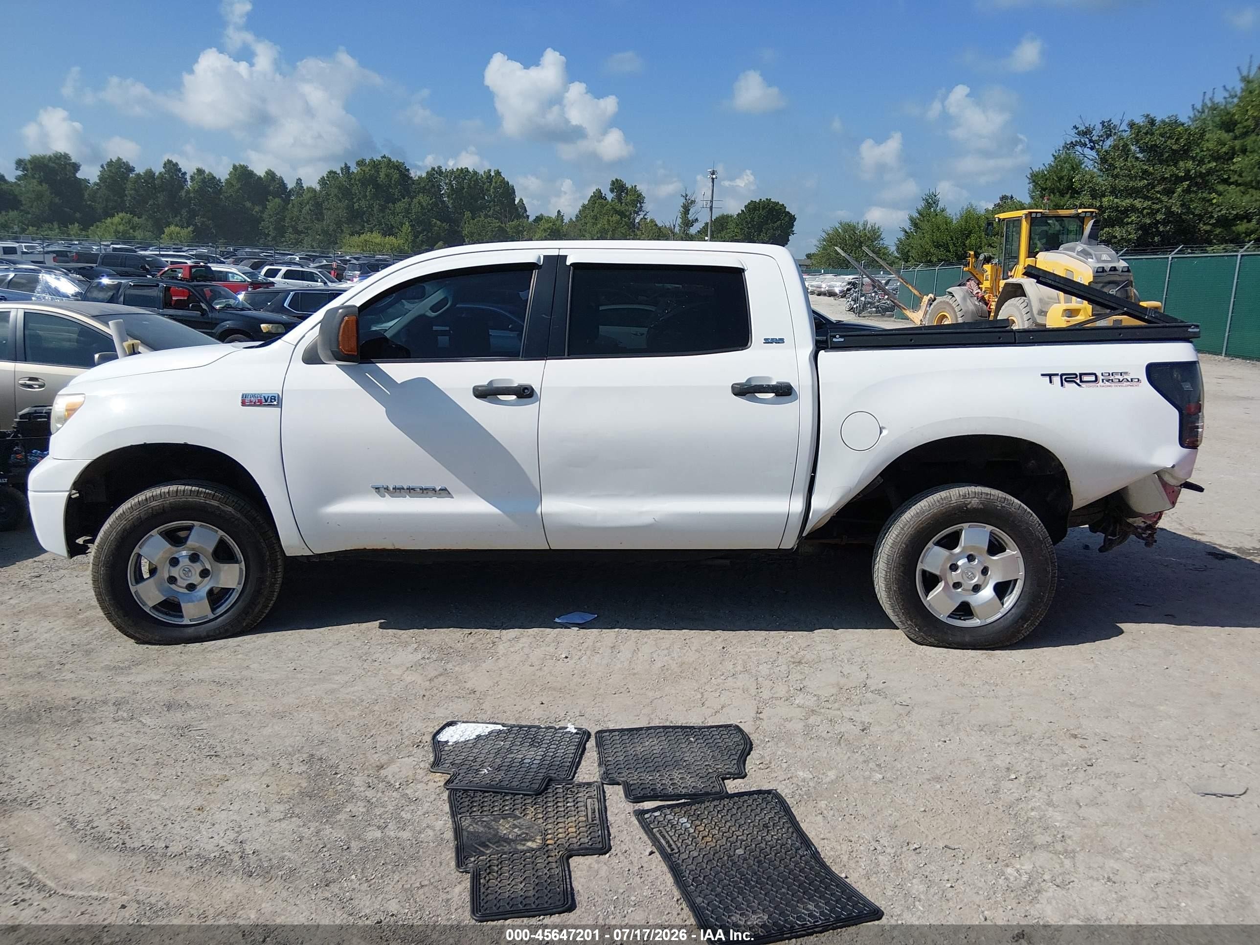 2011 Toyota Tundra Sr5 5.7l V8 White vin: 5TFDY5F16BX180957