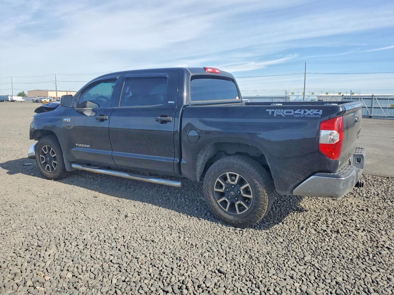 2014 Toyota Tundra Crewmax Sr5 Black vin: 5TFDY5F17EX392092