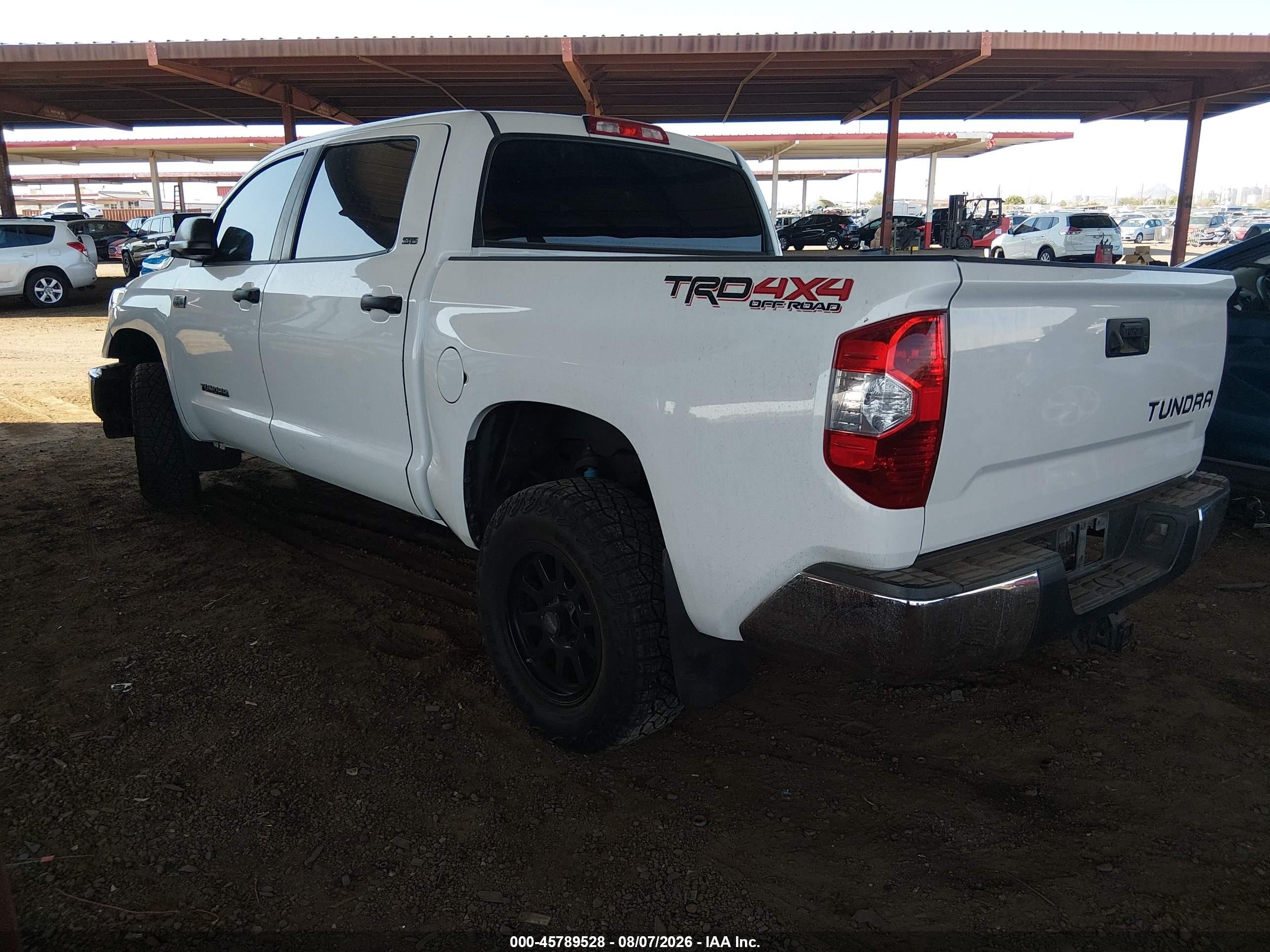 2015 Toyota Tundra Sr5 5.7l V8 White vin: 5TFDY5F17FX468718