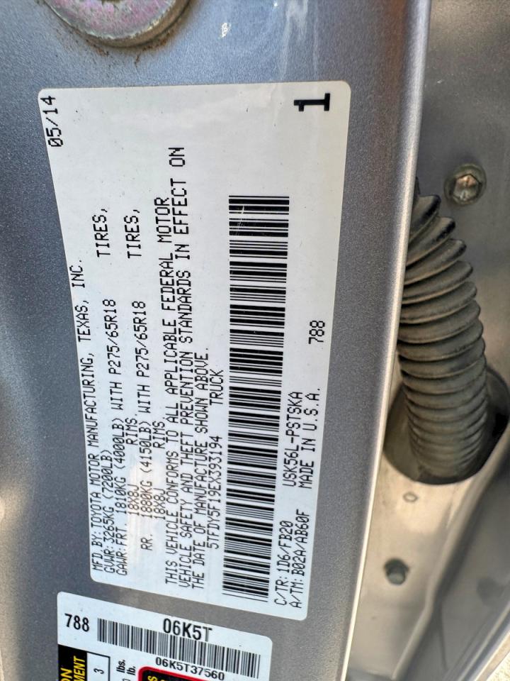 2014 Toyota Tundra Crewmax Sr5 Silver vin: 5TFDY5F19EX393194