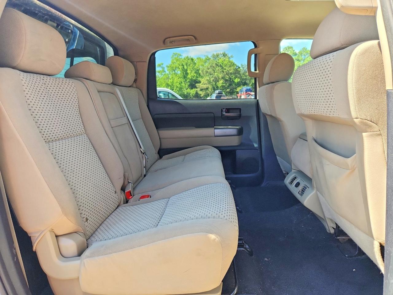 2012 Toyota Tundra Crewmax Sr5 Белый vin: 5TFDY5F1XCX225772