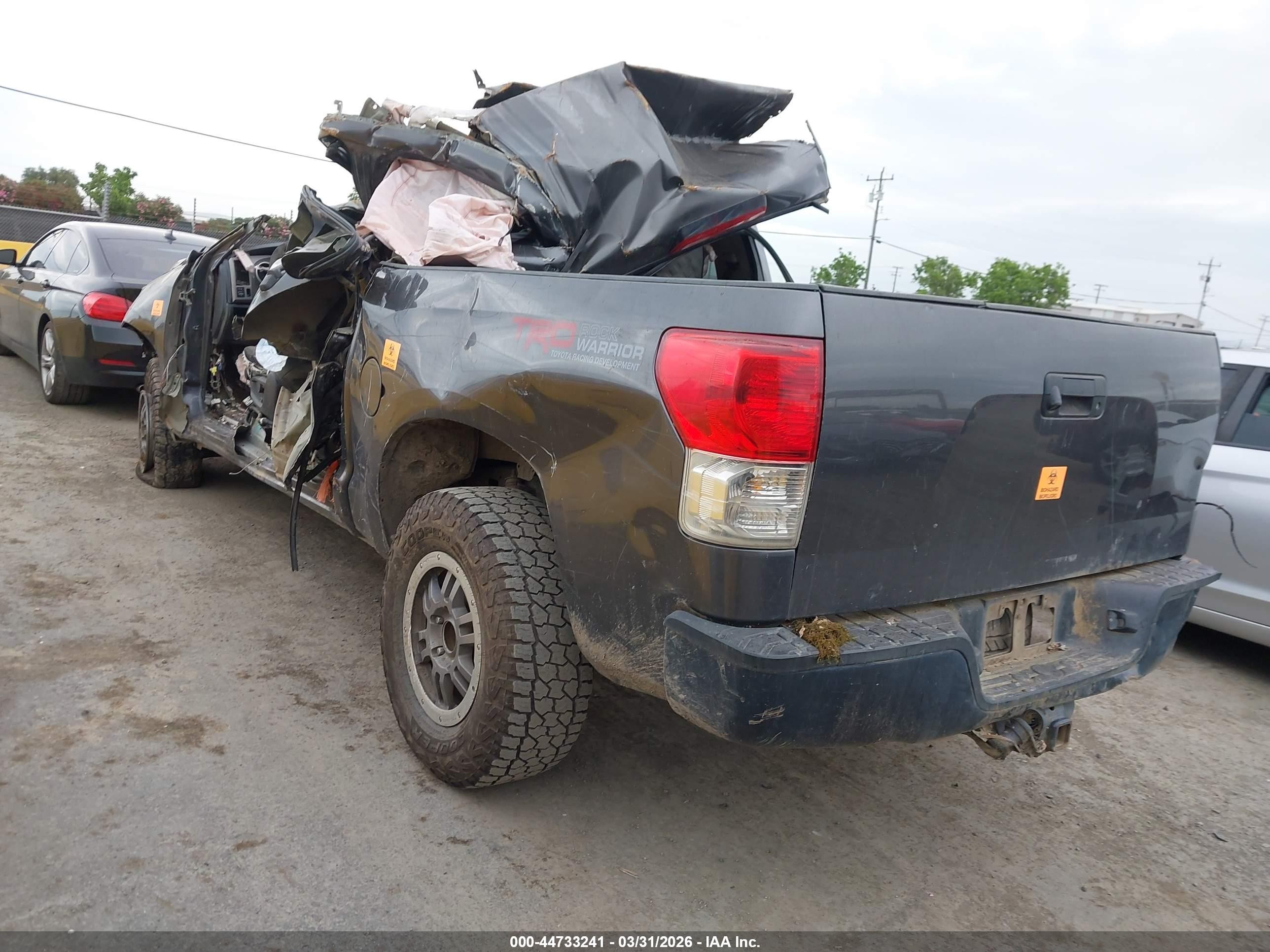 2013 Toyota Tundra Grade 5.7l V8 Gray vin: 5TFDY5F1XDX274357