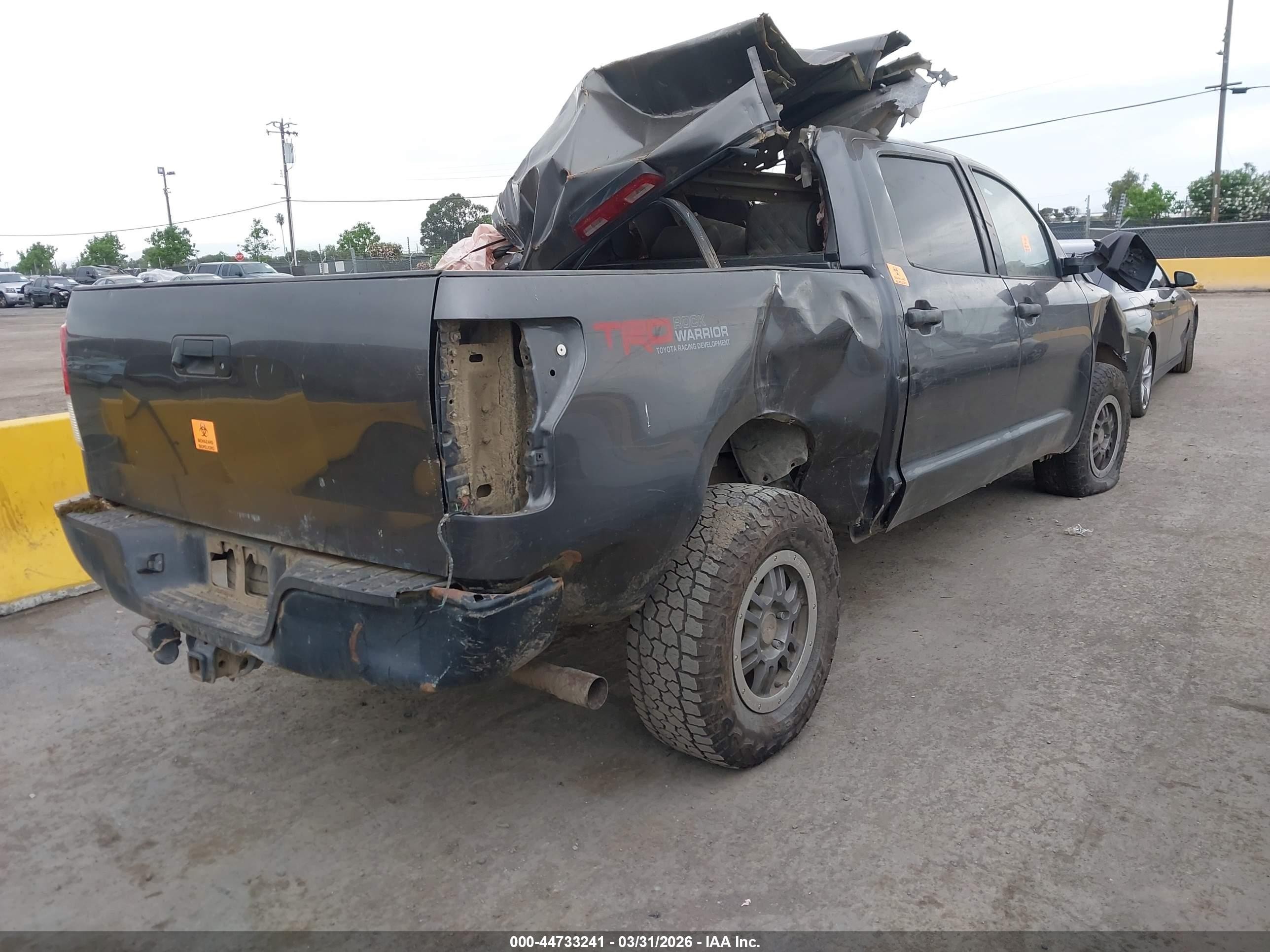 2013 Toyota Tundra Grade 5.7l V8 Gray vin: 5TFDY5F1XDX274357