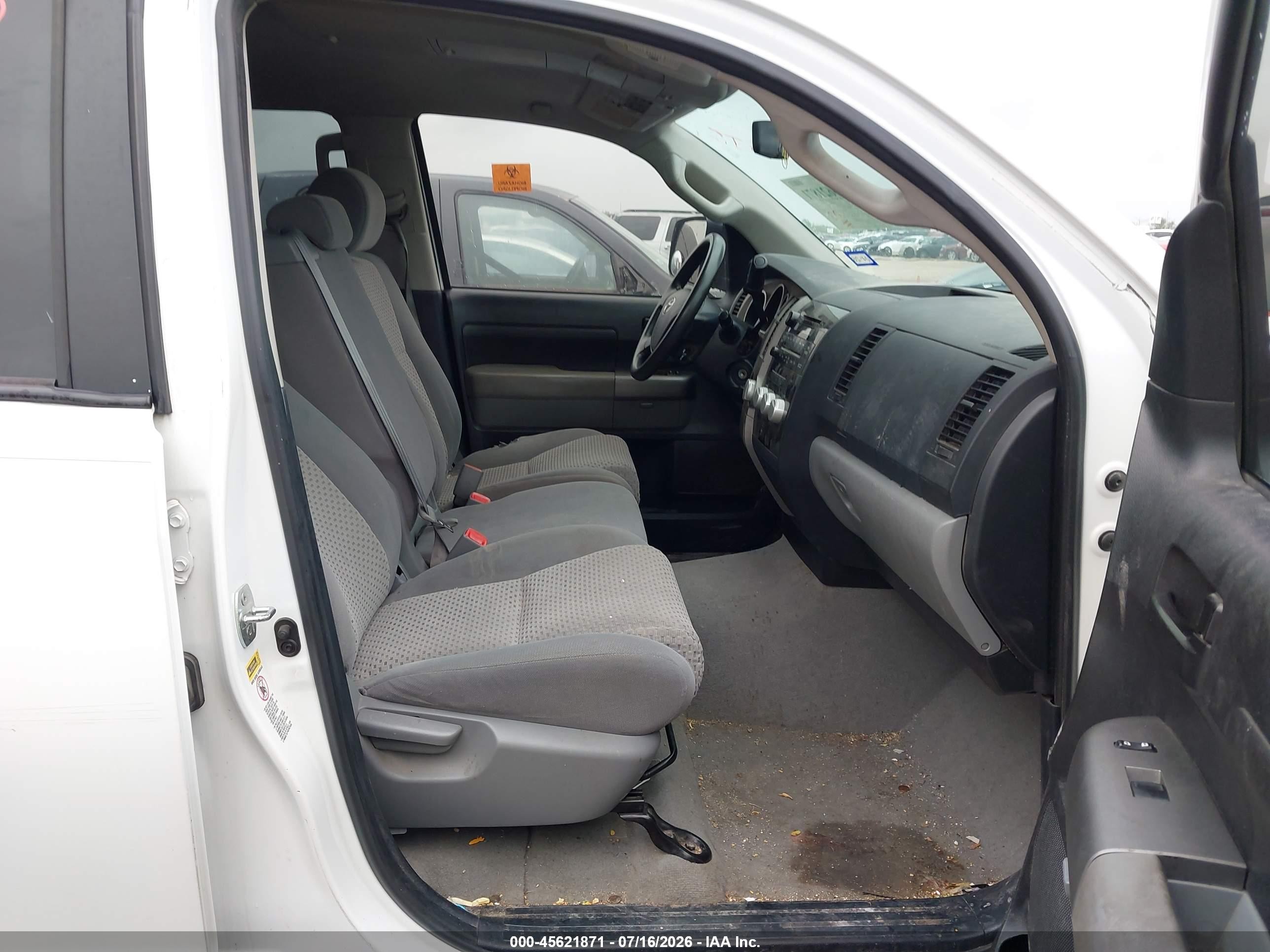 2010 Toyota Tundra Grade 4.6l V8 White vin: 5TFEM5F10AX010575