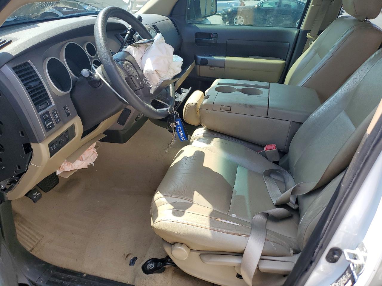 2010 Toyota Tundra Crewmax Sr5 White vin: 5TFEM5F10AX011600