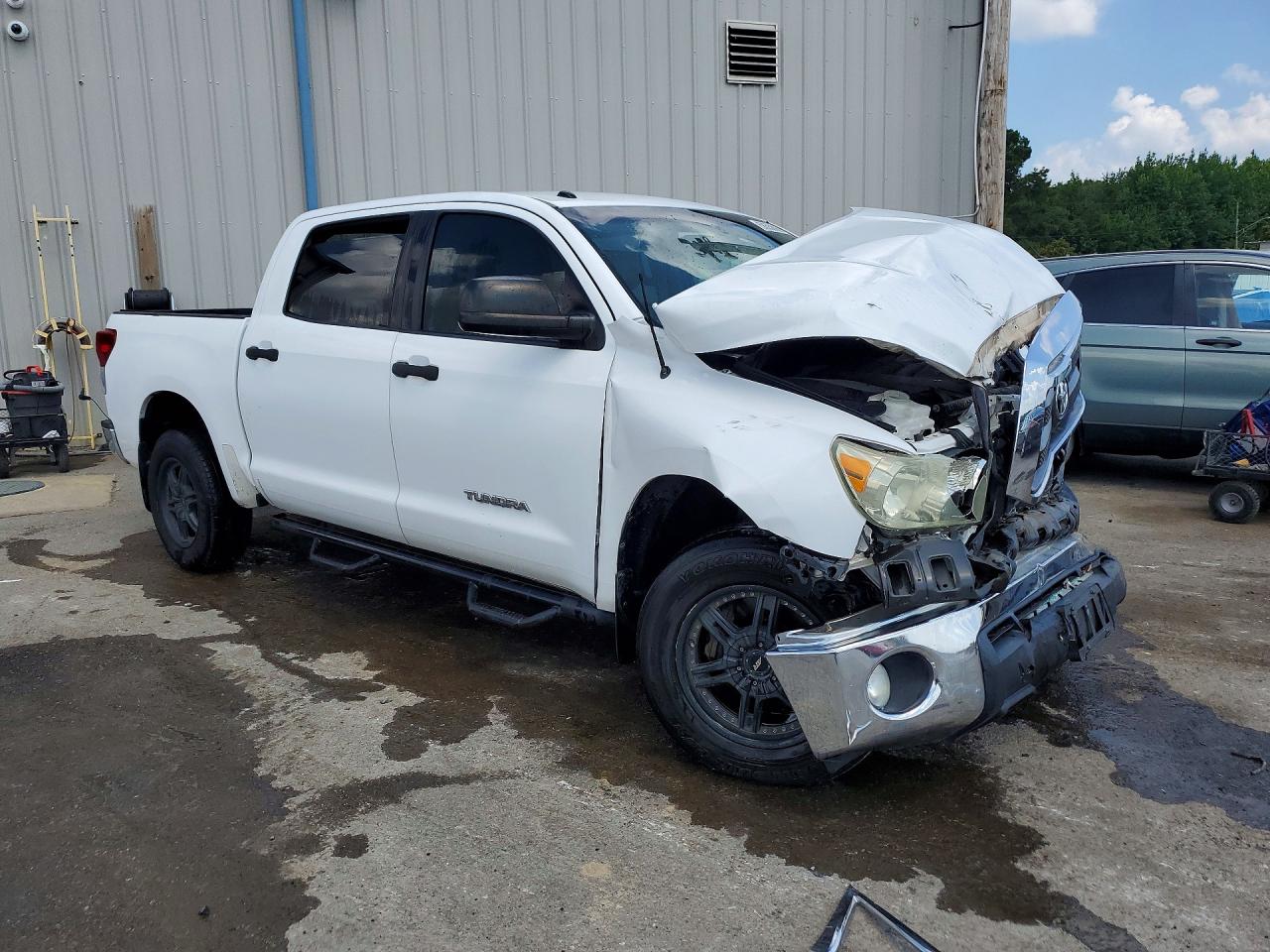 2010 Toyota Tundra Crewmax Sr5 White vin: 5TFEM5F10AX011600