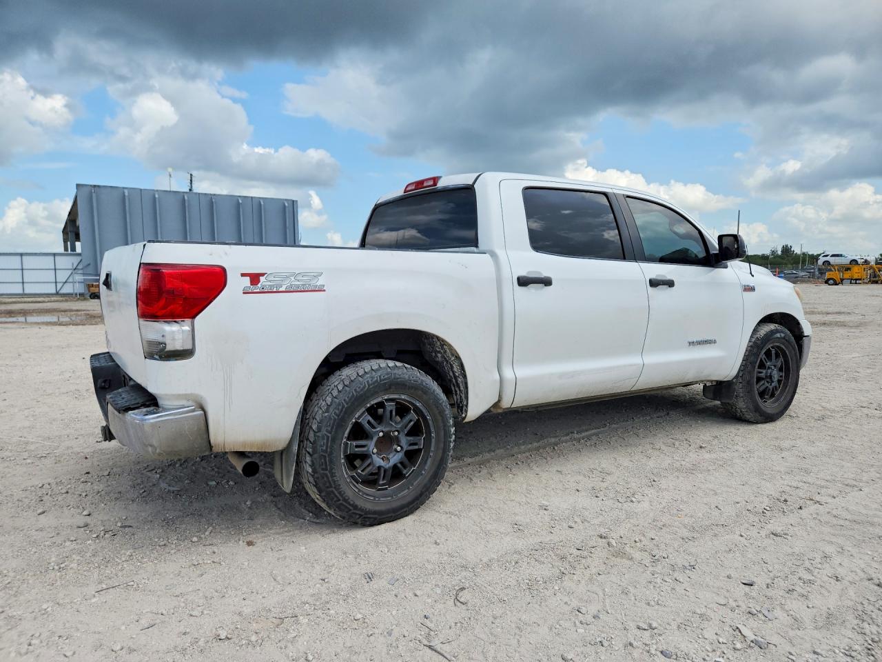 2011 Toyota Tundra Crewmax Sr5 Белый vin: 5TFEM5F10BX034764