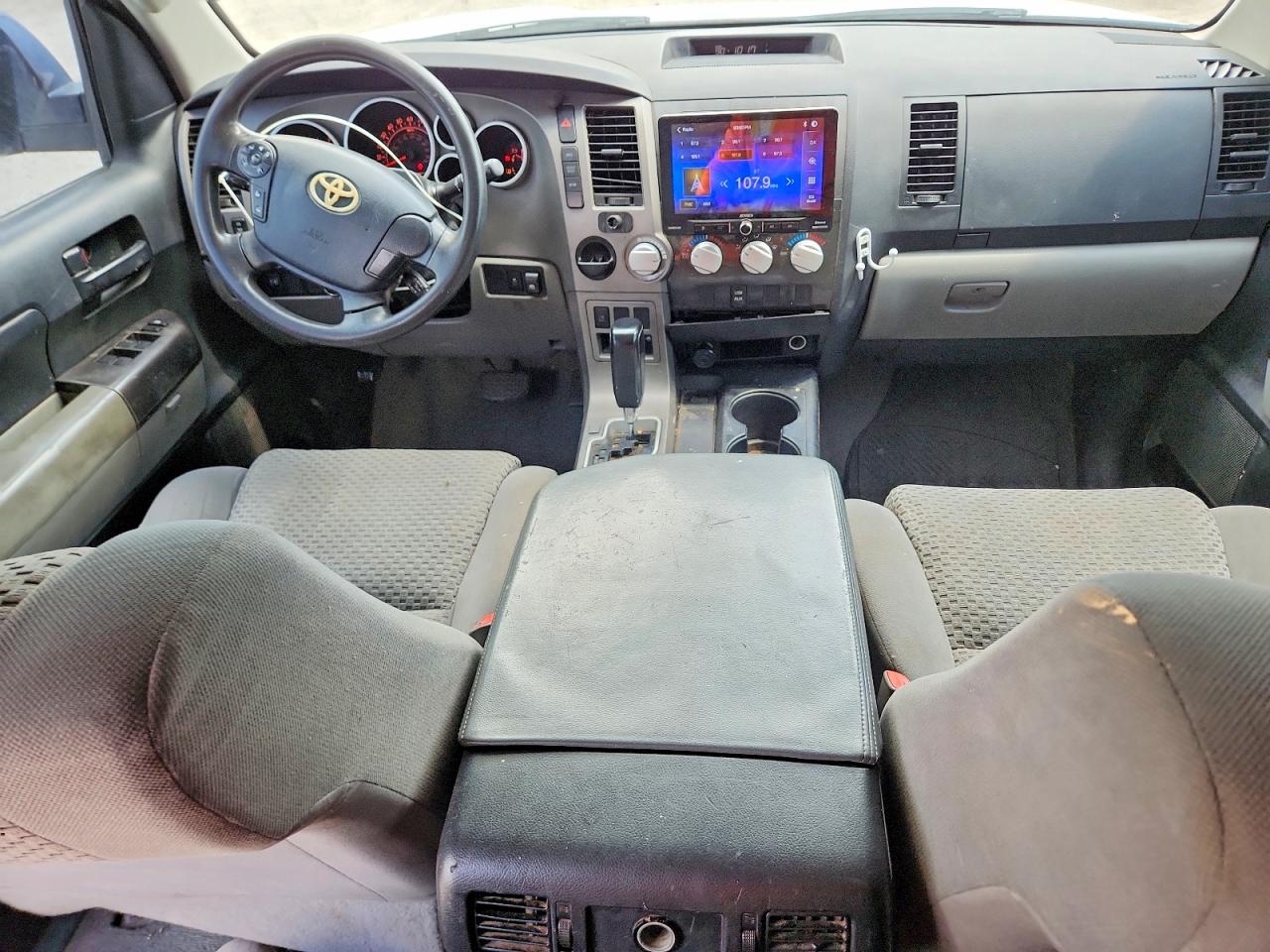 2011 Toyota Tundra Crewmax Sr5 Белый vin: 5TFEM5F10BX034764