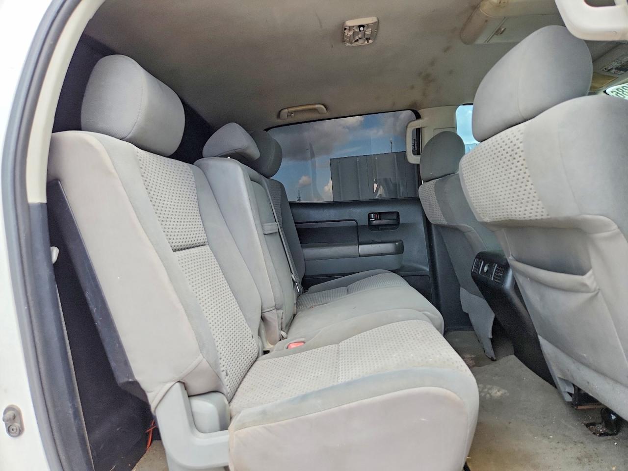 2011 Toyota Tundra Crewmax Sr5 Белый vin: 5TFEM5F10BX034764