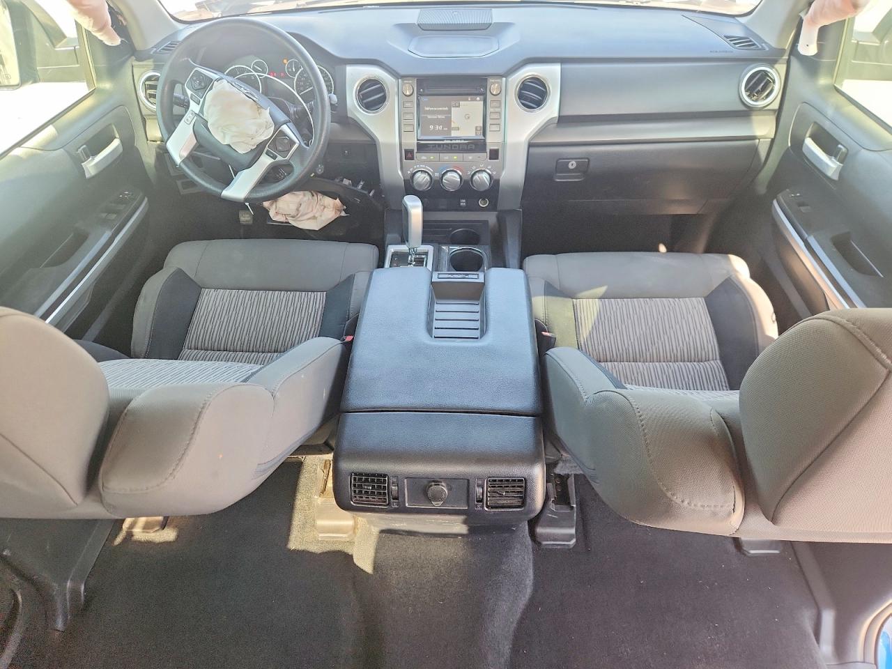 2017 Toyota Tundra Crewmax Sr5 Blue vin: 5TFEM5F10HX112016