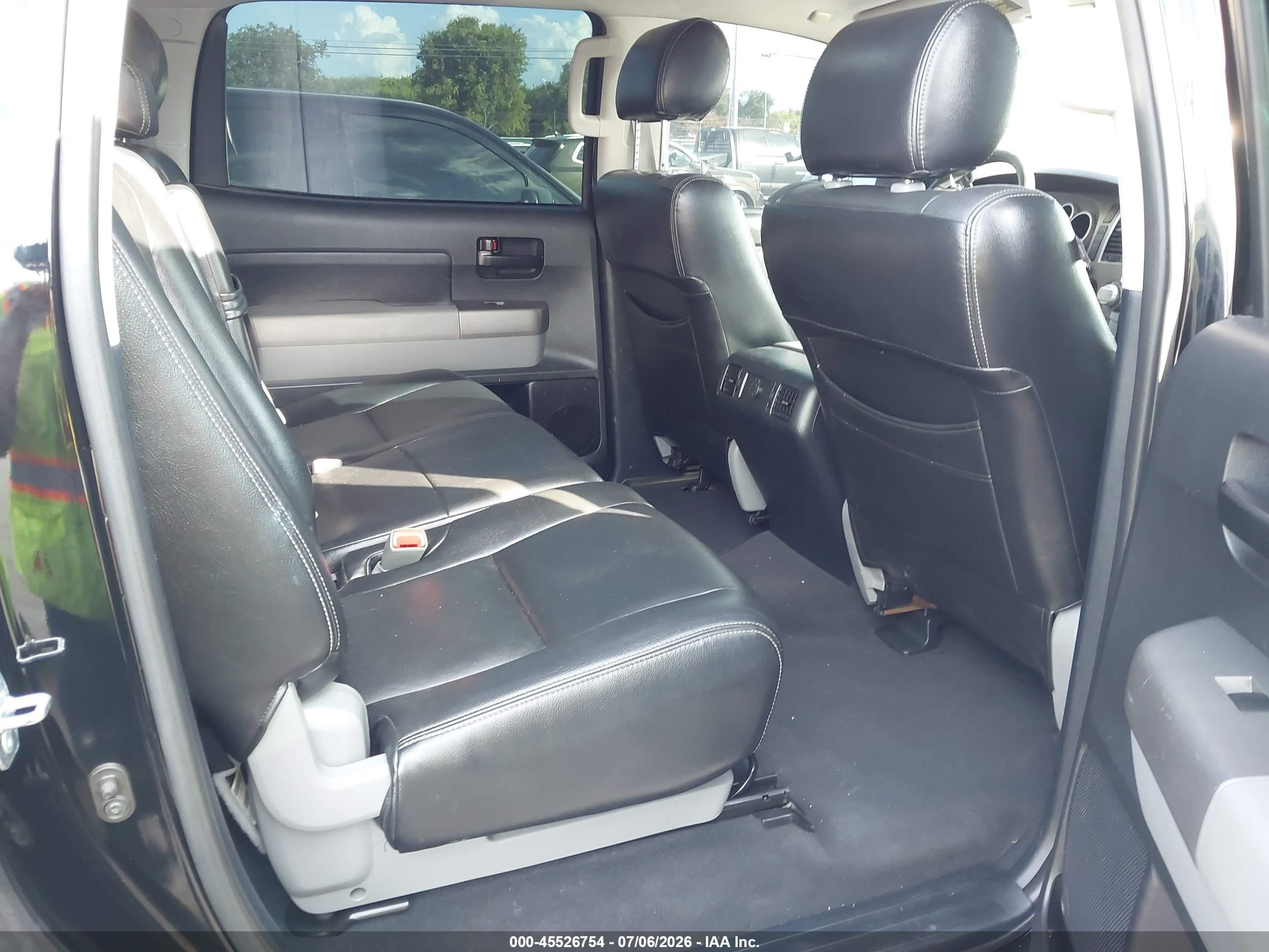 2012 Toyota Tundra Grade 4.6l V8 Черный vin: 5TFEM5F11CX051073