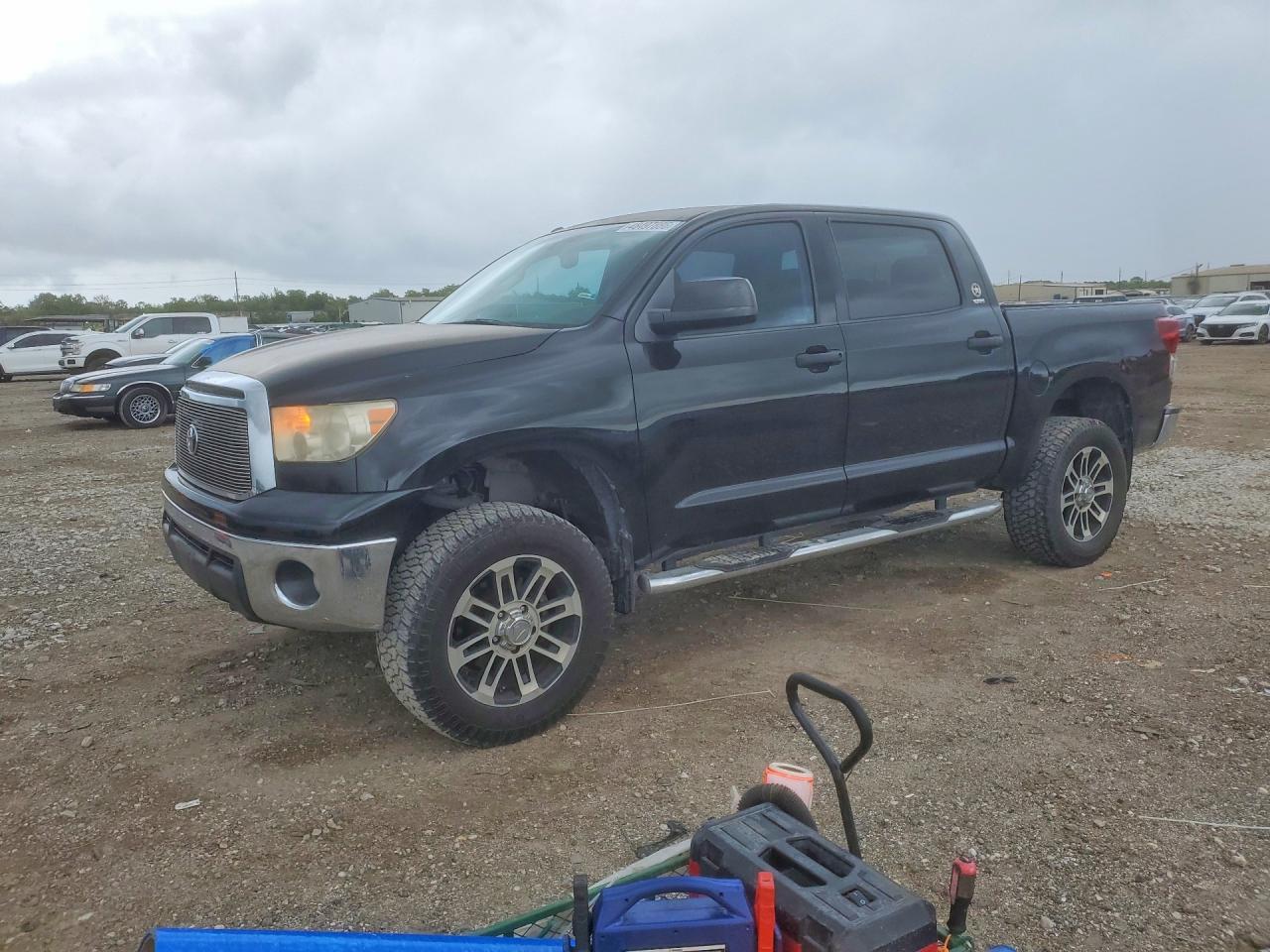 2013 Toyota Tundra Crewmax Sr5 Black vin: 5TFEM5F11DX066674